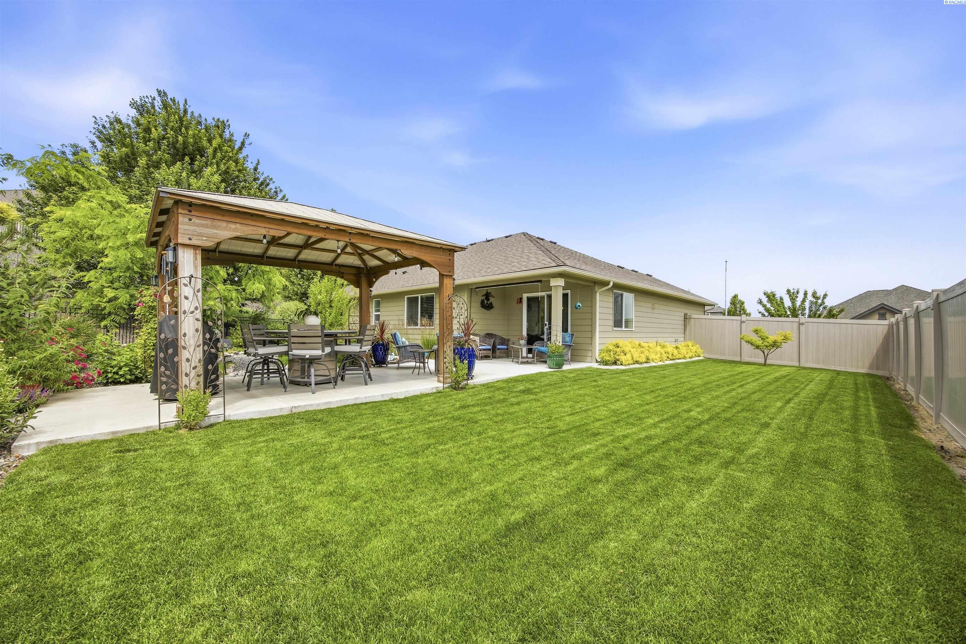 3083 Wild Canyon Way