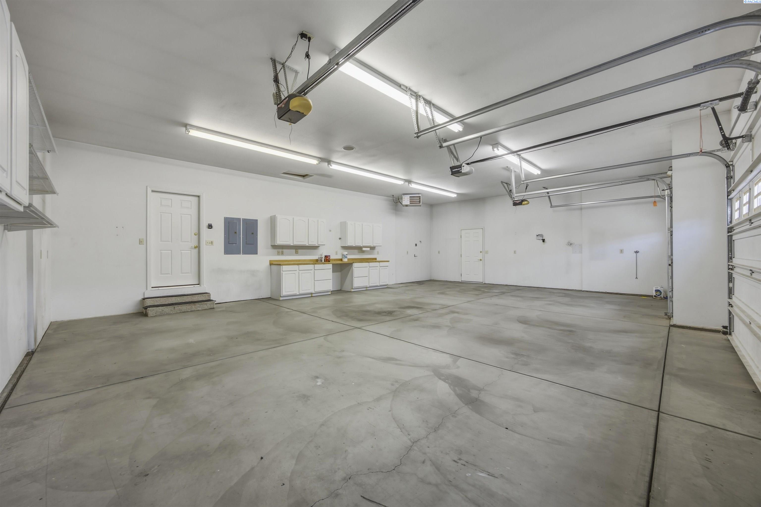 1418 Chardonnay Drive