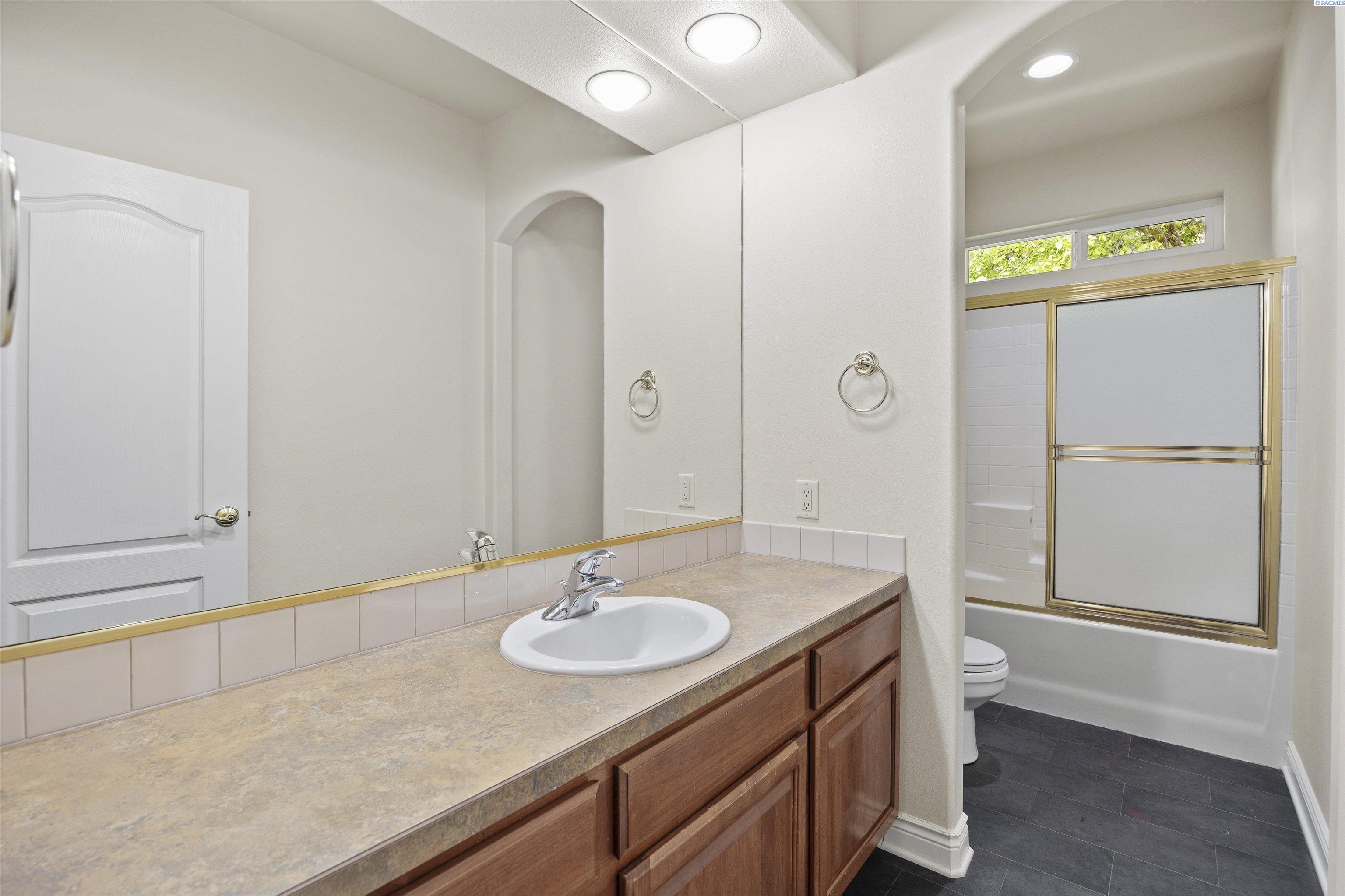 1418 Chardonnay Drive