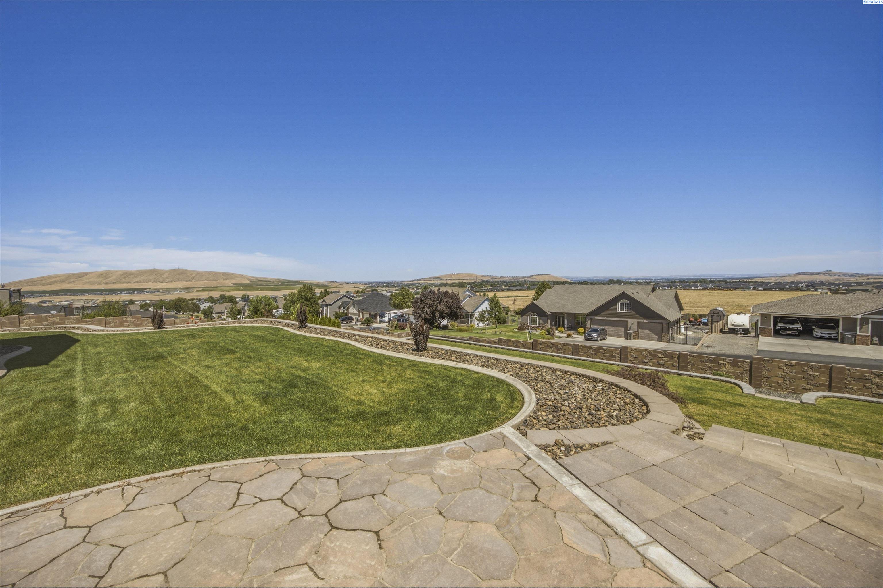 12706 Grandview Lane