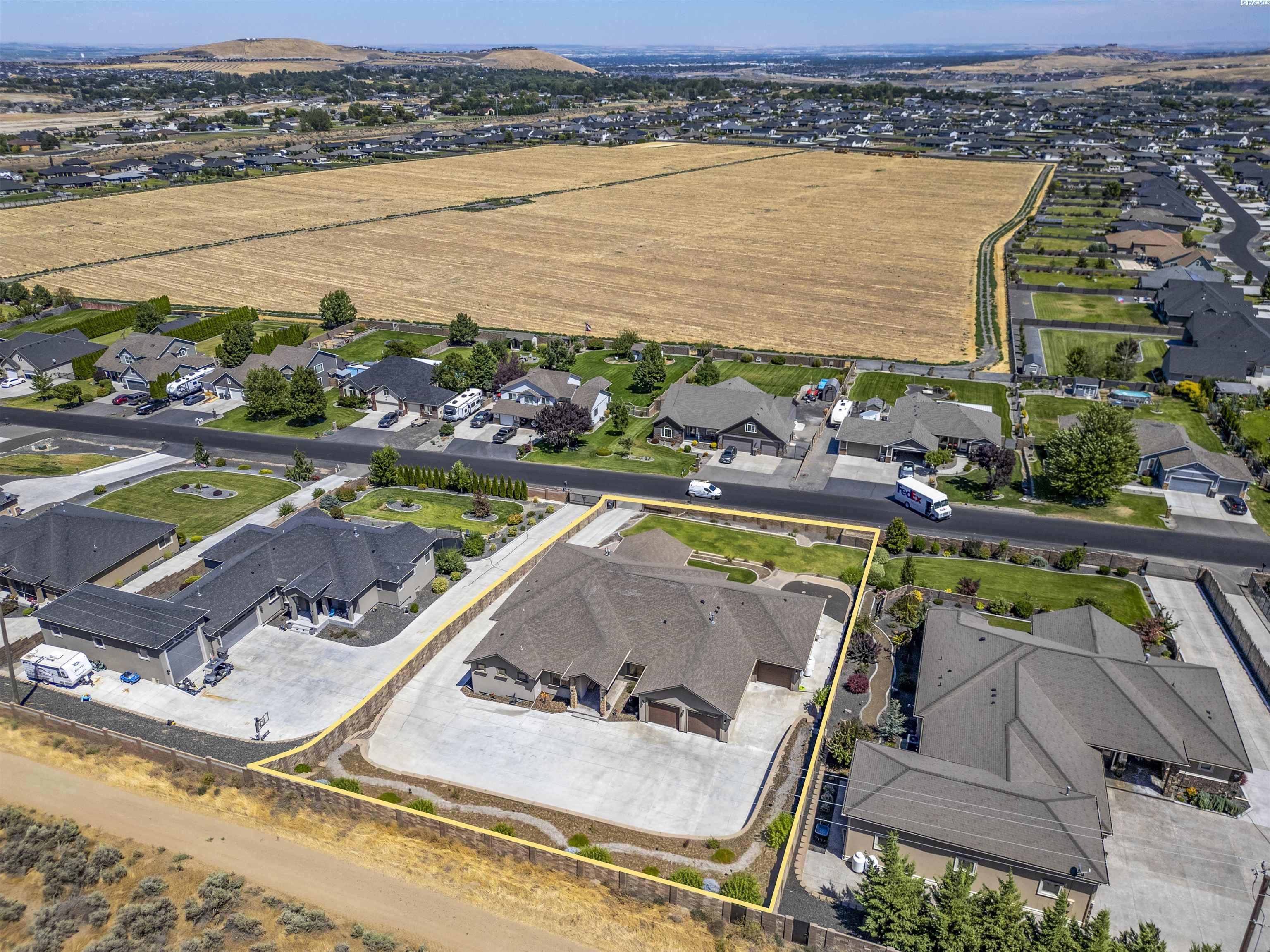 12706 Grandview Lane