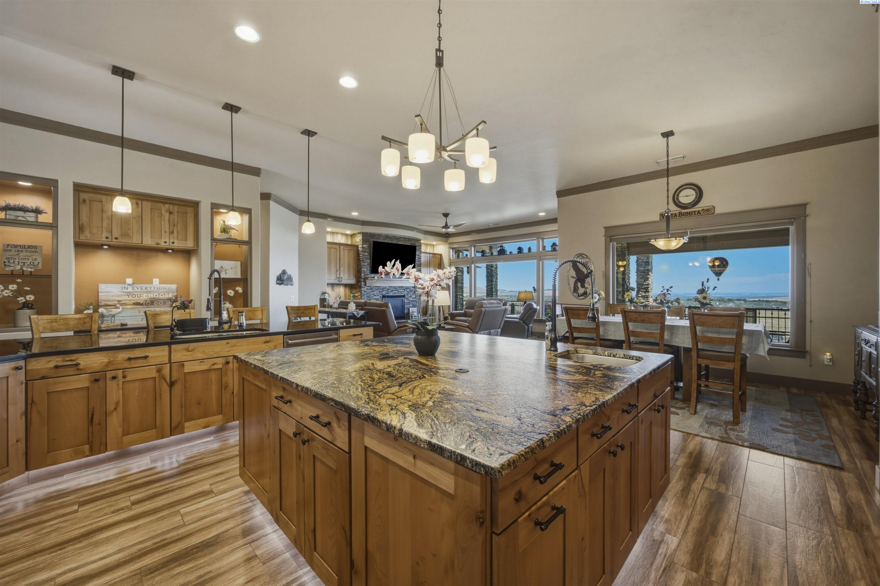 12706 Grandview Lane