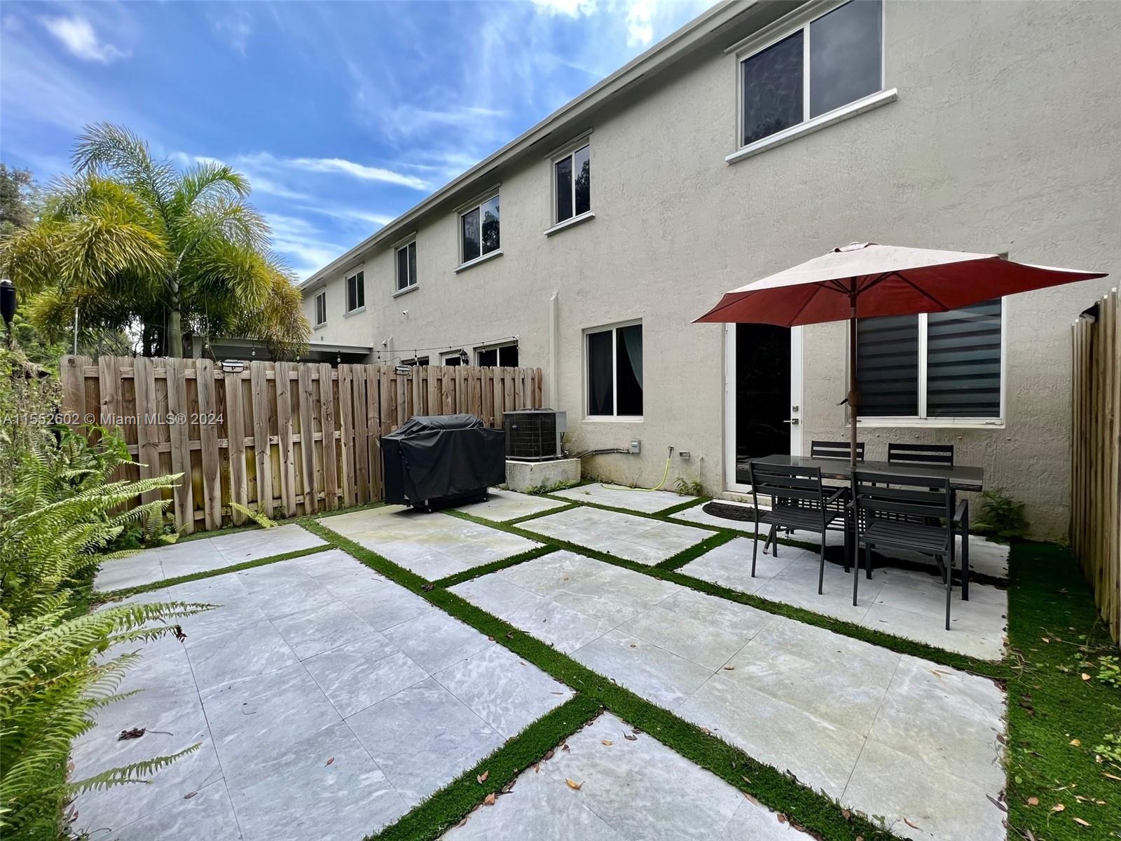 1385 NW 208th Ter # 1385