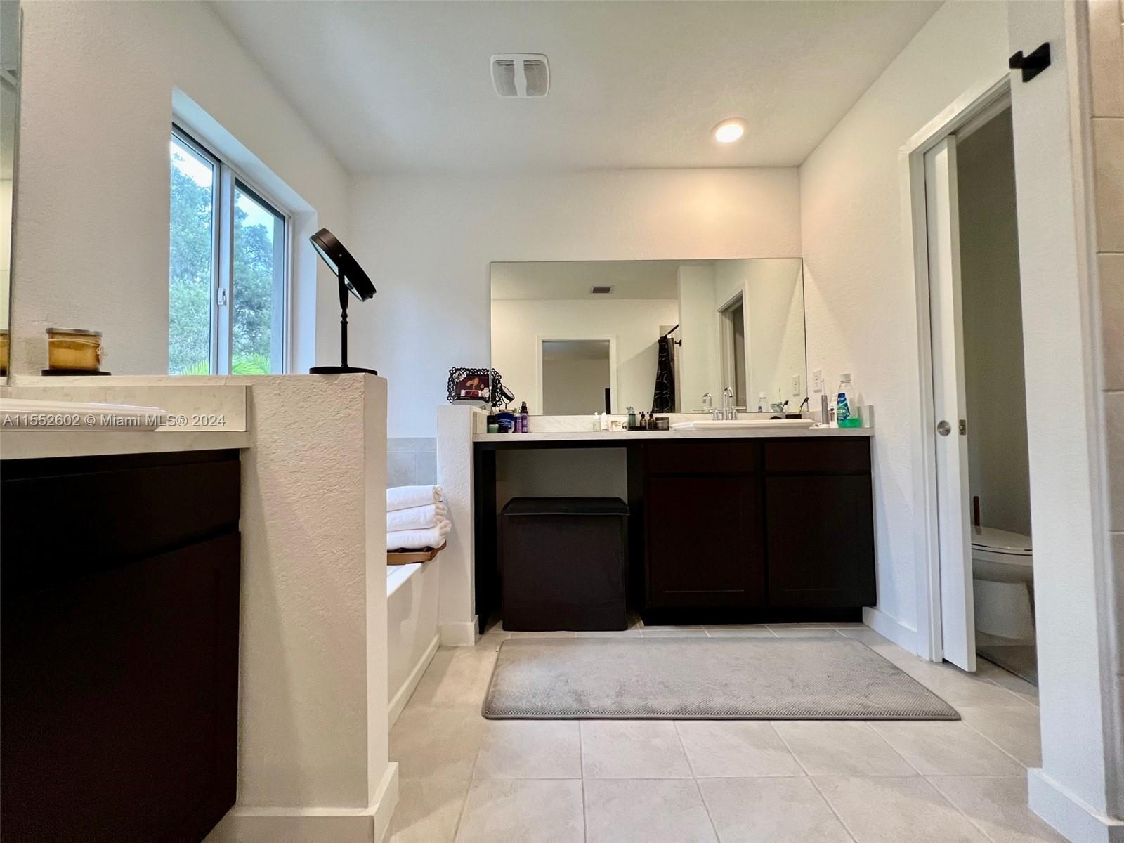 1385 NW 208th Ter # 1385