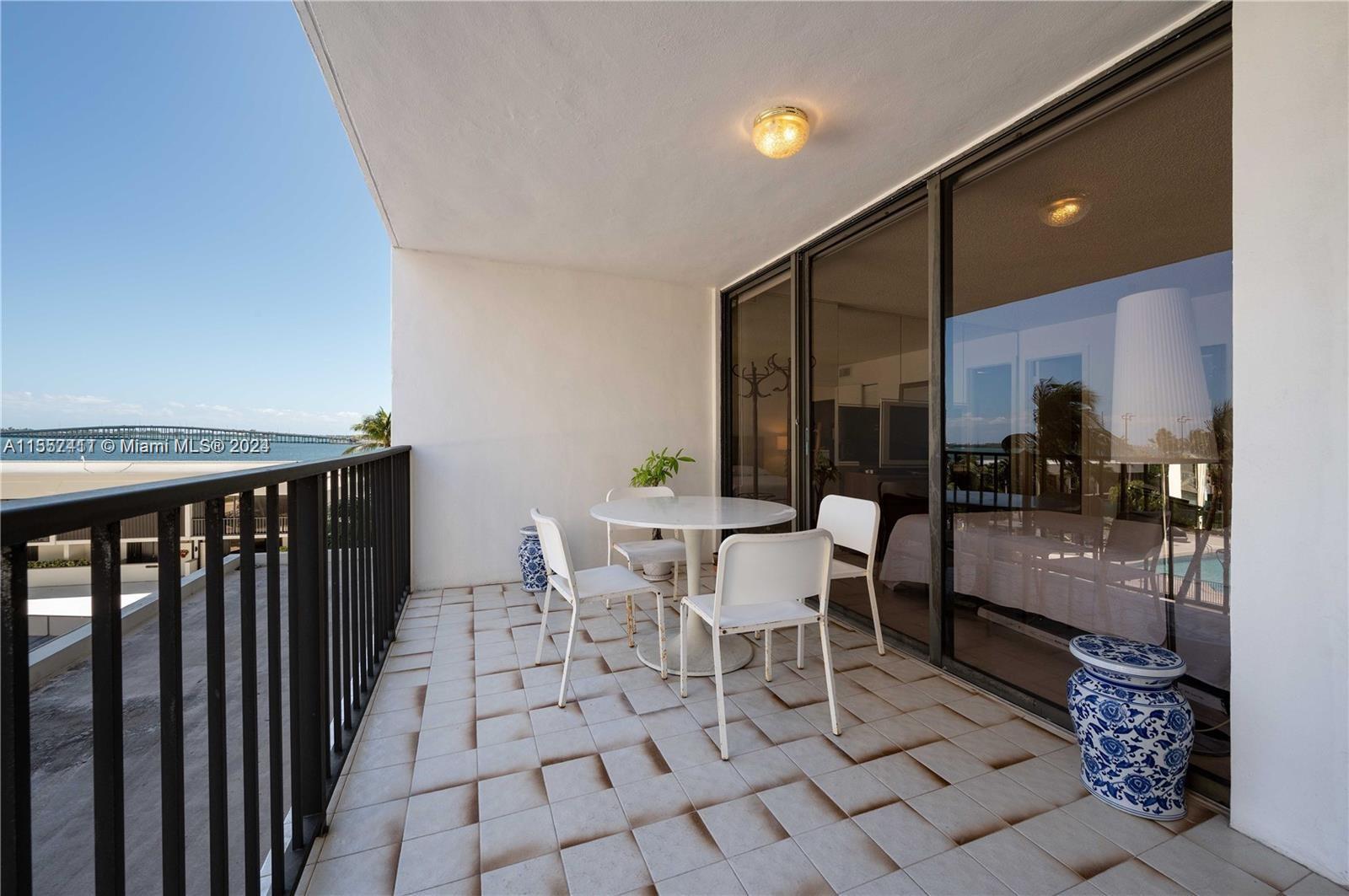 1925 Brickell Ave # 404 Unit: D - 404