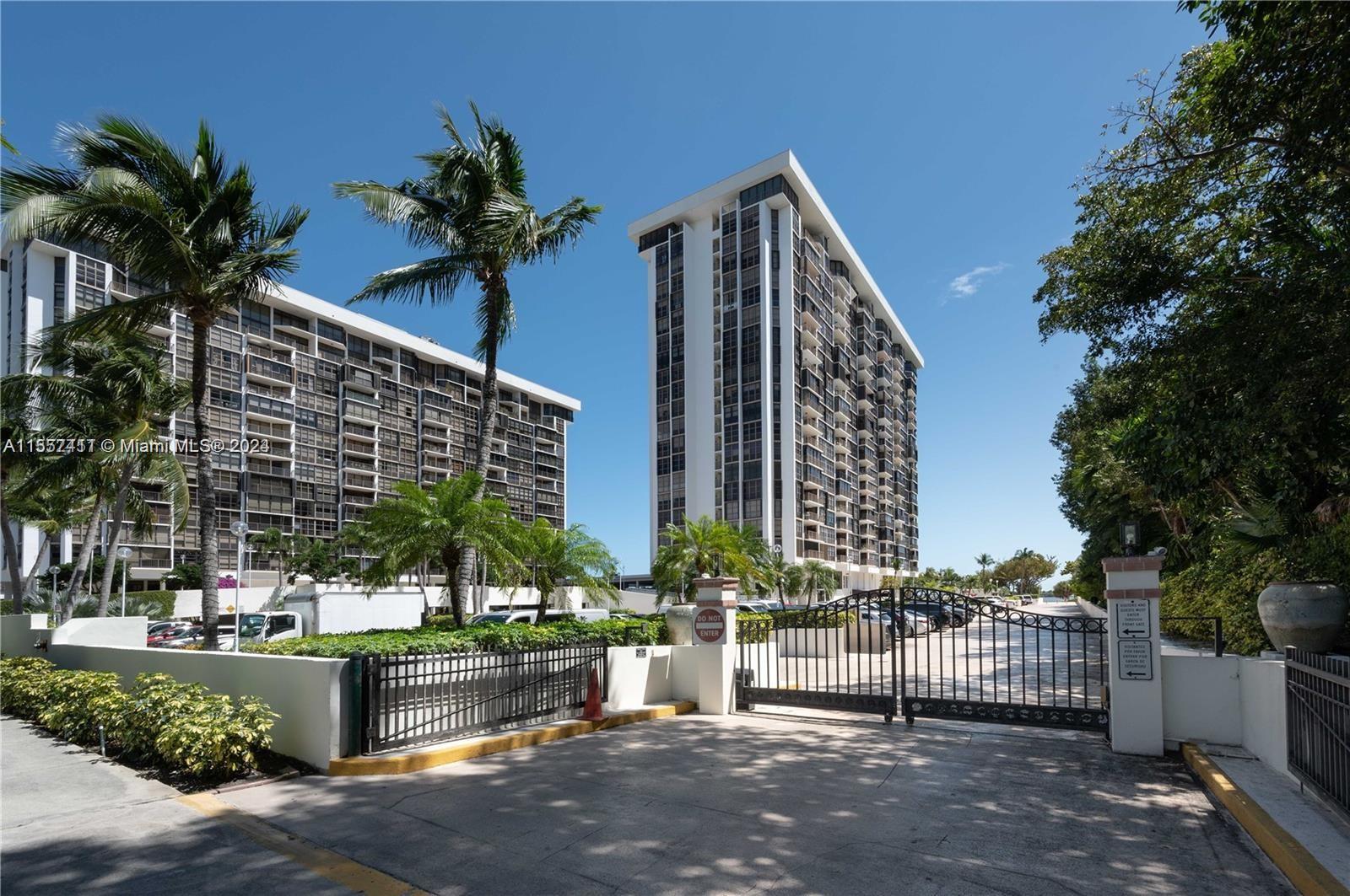 1925 Brickell Ave # 404 Unit: D - 404