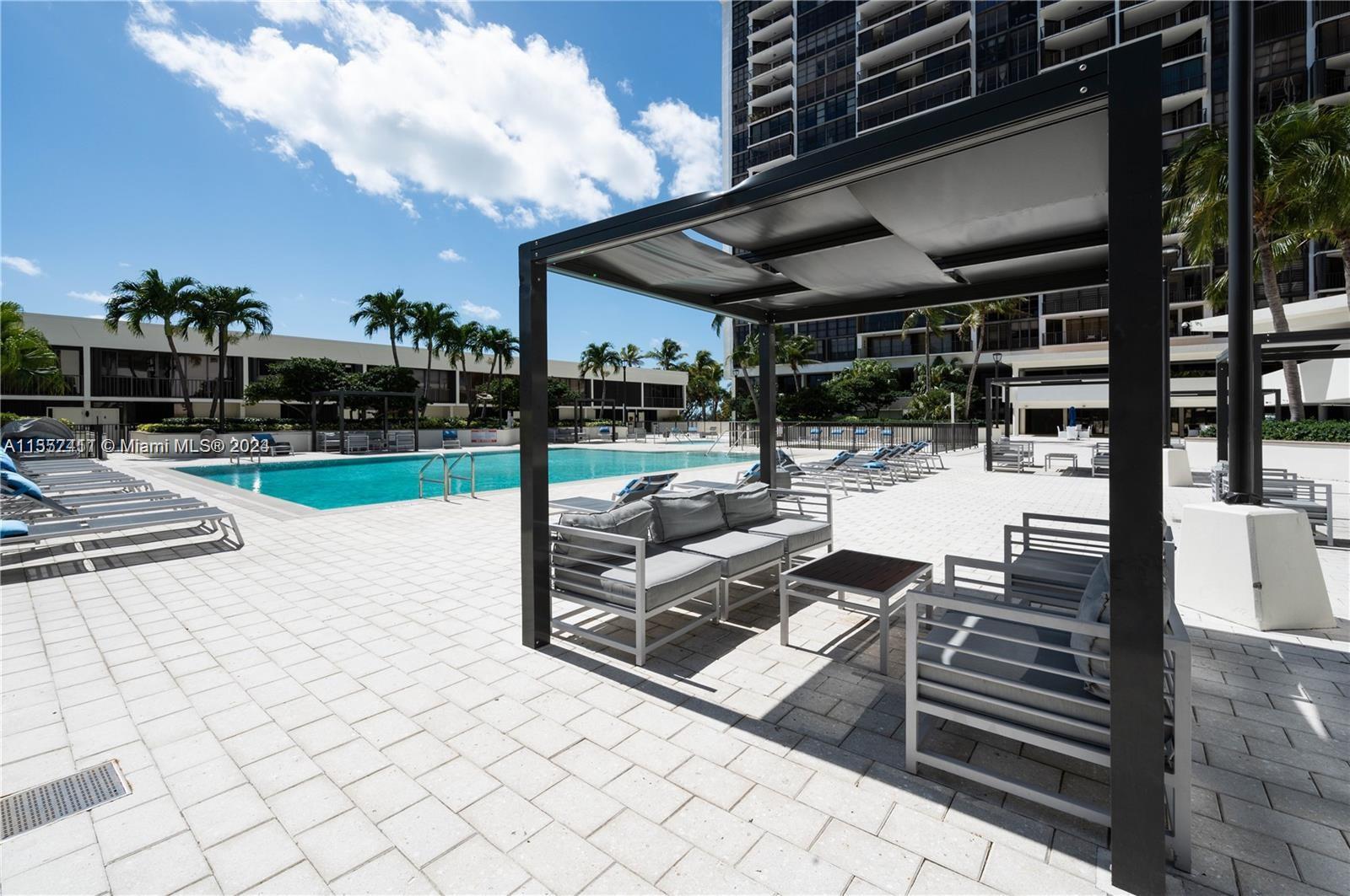 1925 Brickell Ave # 404 Unit: D - 404