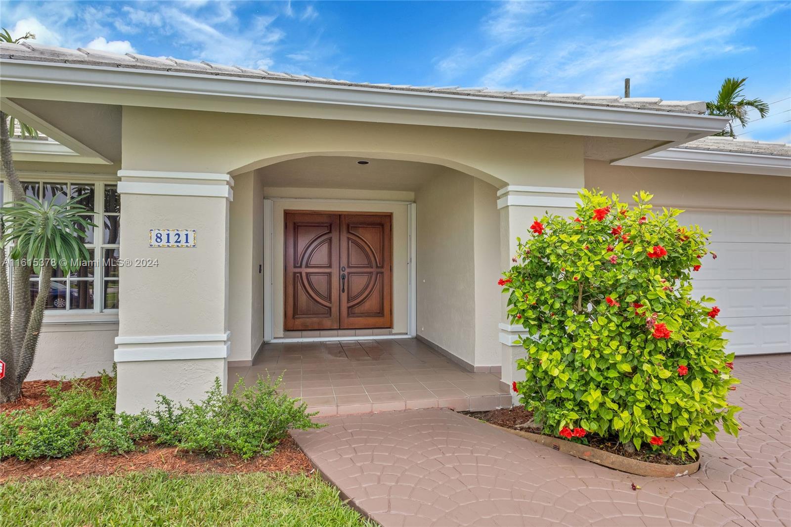8121 SW 89th Ave