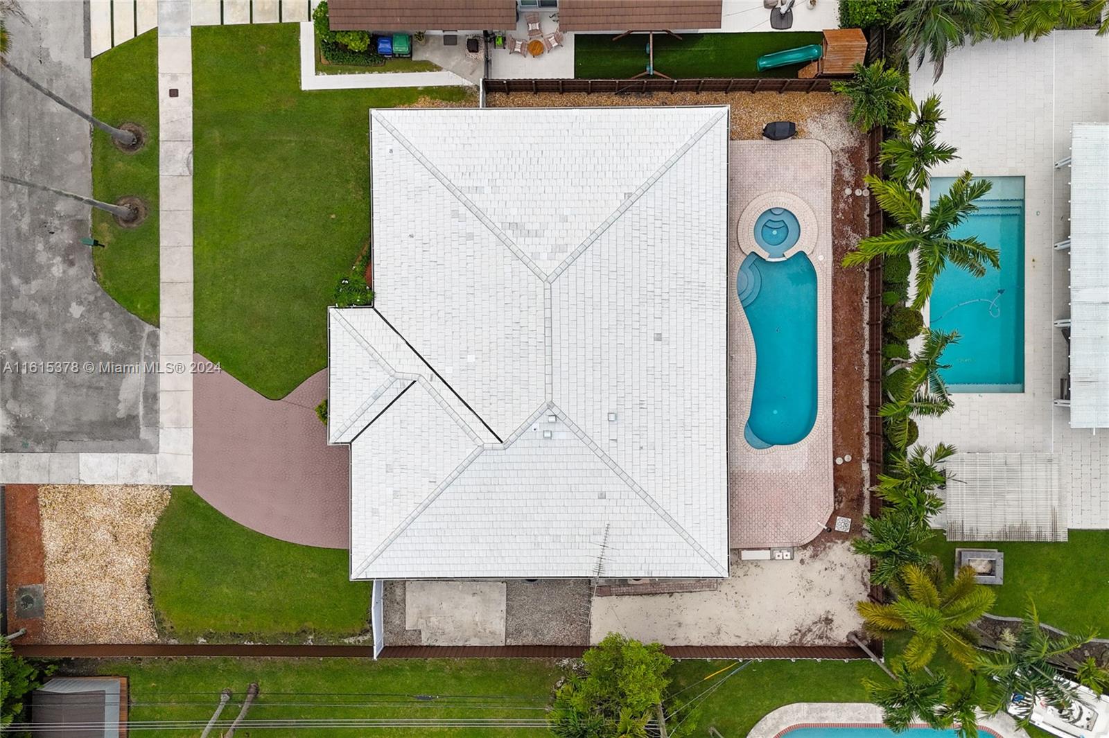 8121 SW 89th Ave