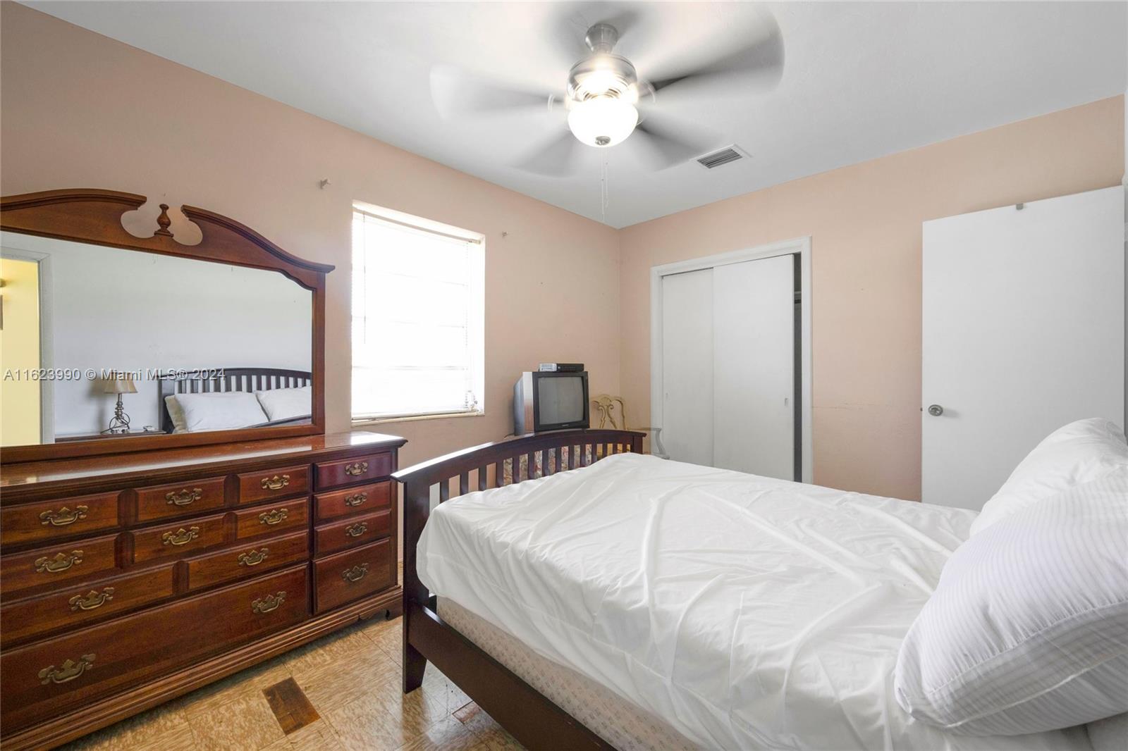 2430 SW 82nd Pl
