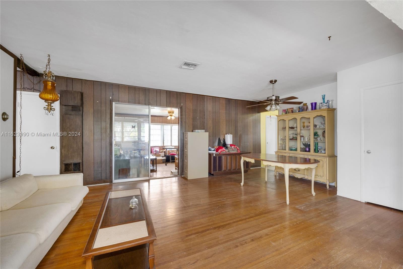 2430 SW 82nd Pl