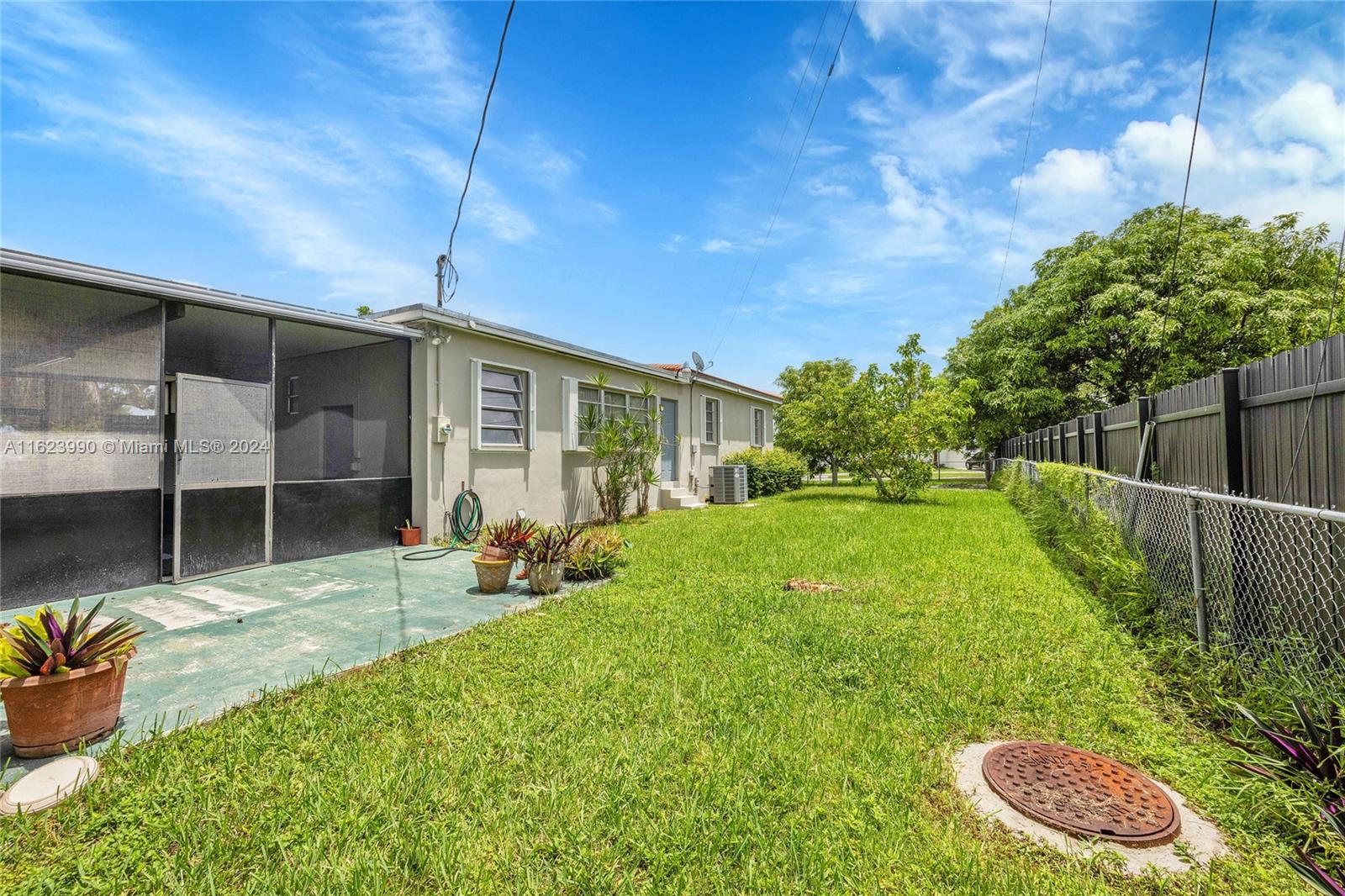 2430 SW 82nd Pl