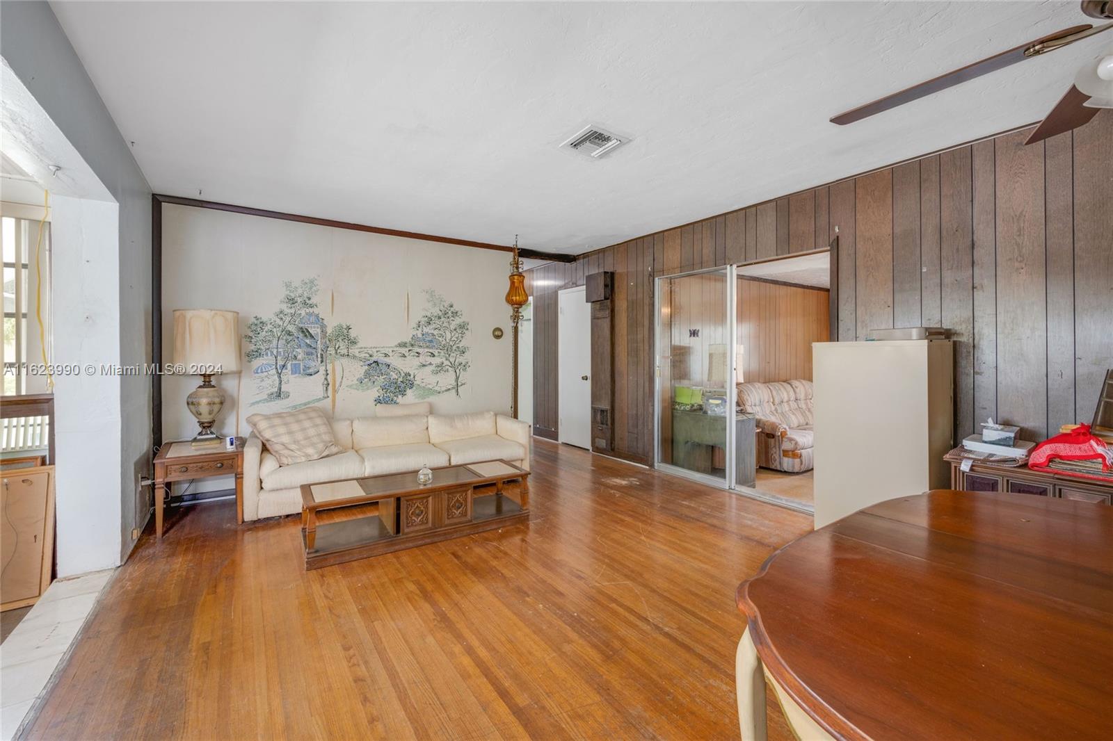 2430 SW 82nd Pl