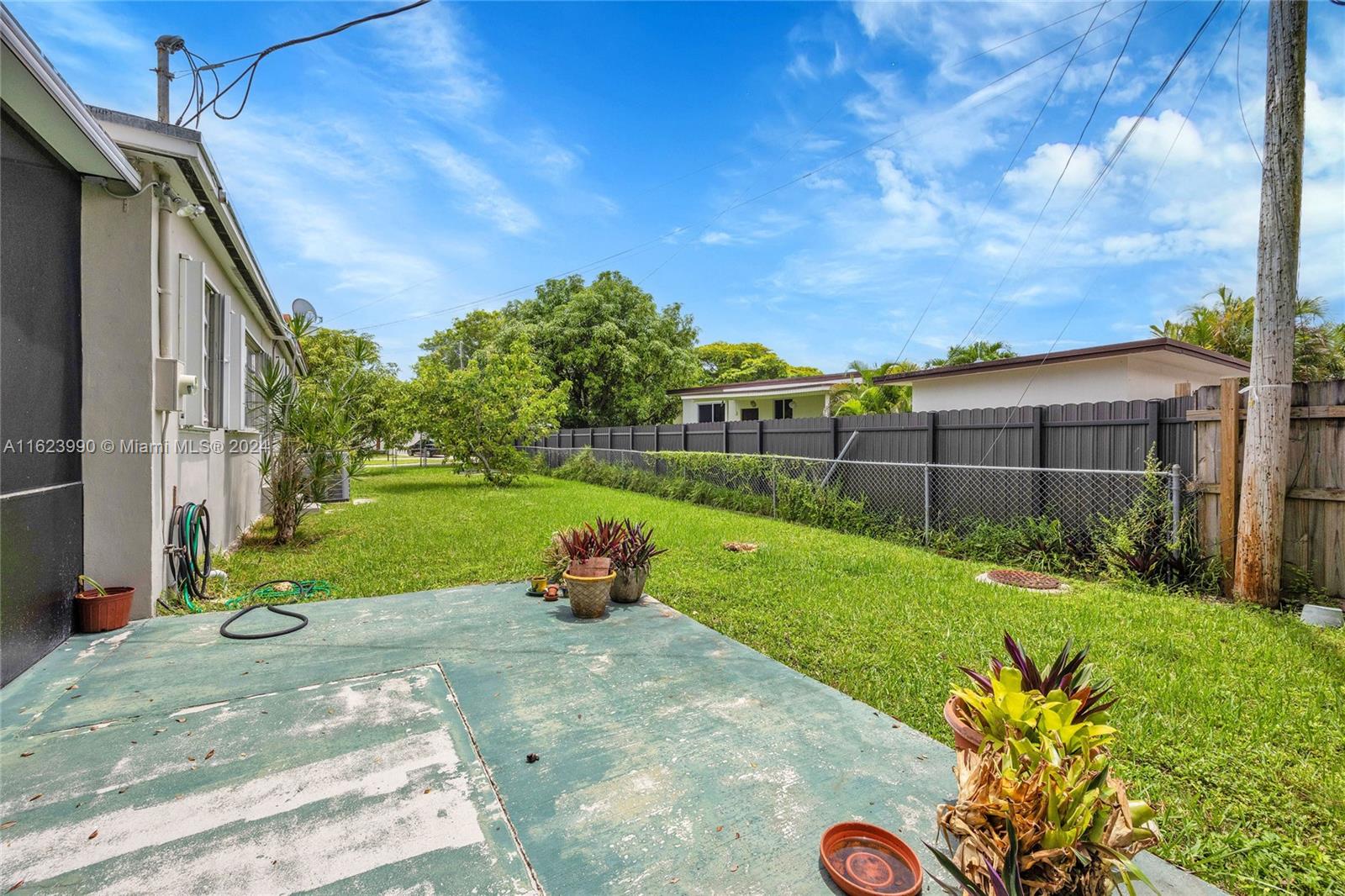 2430 SW 82nd Pl