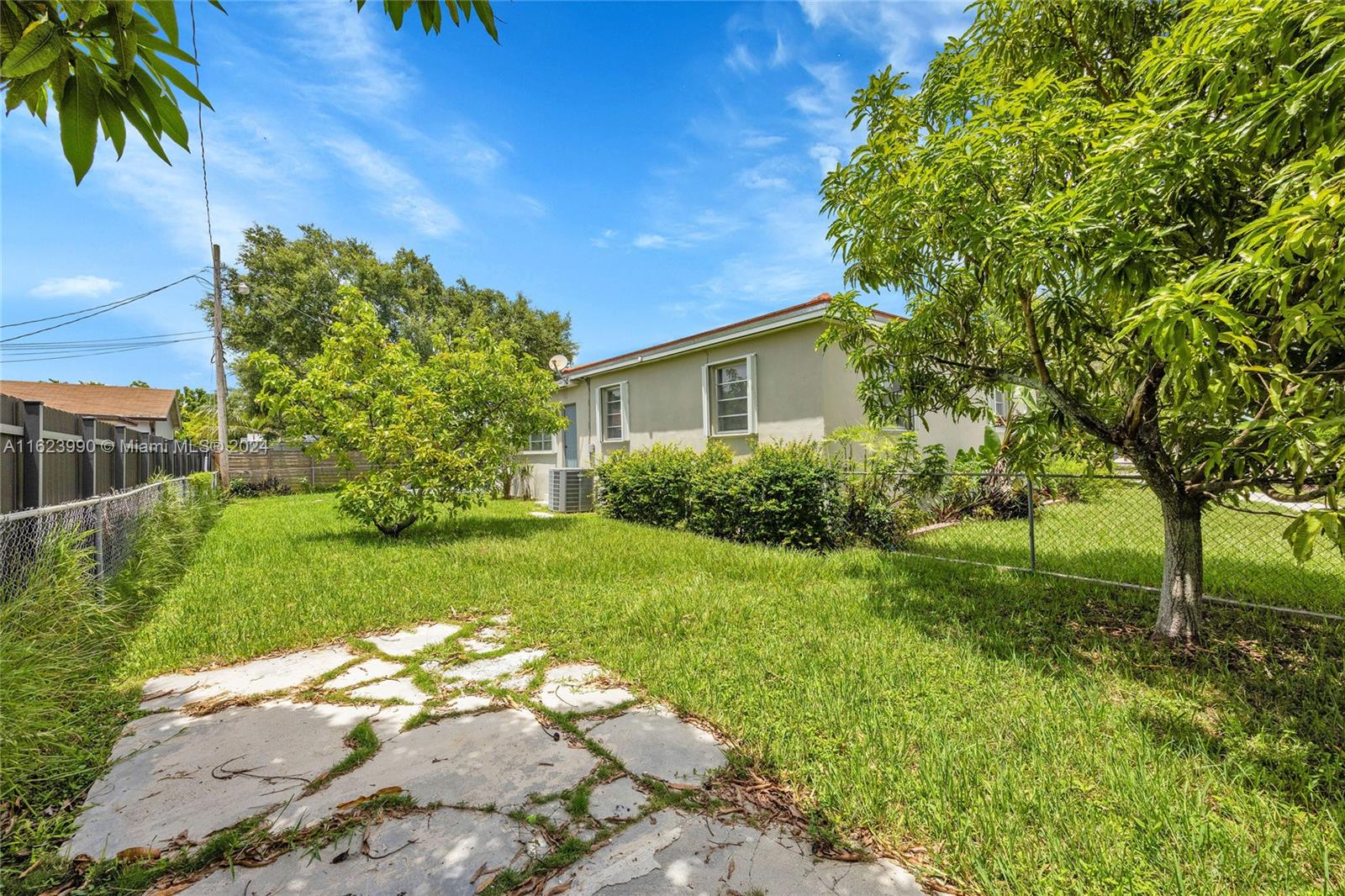 2430 SW 82nd Pl