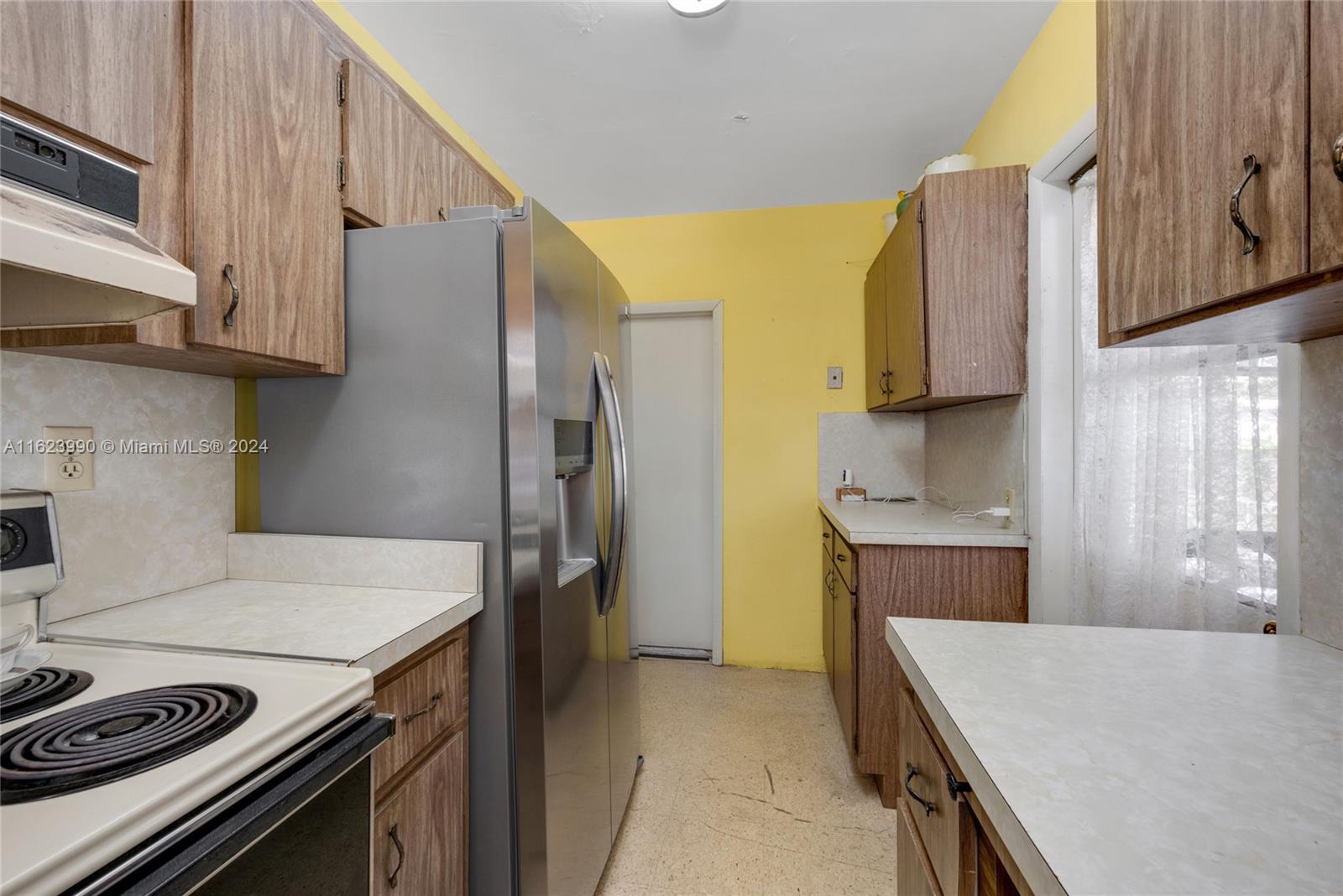 2430 SW 82nd Pl