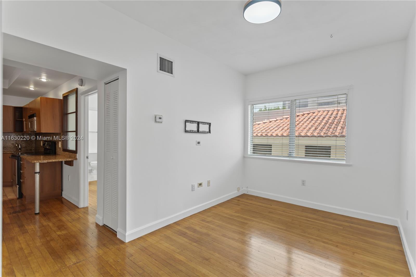 223 Calabria Ave # 9
