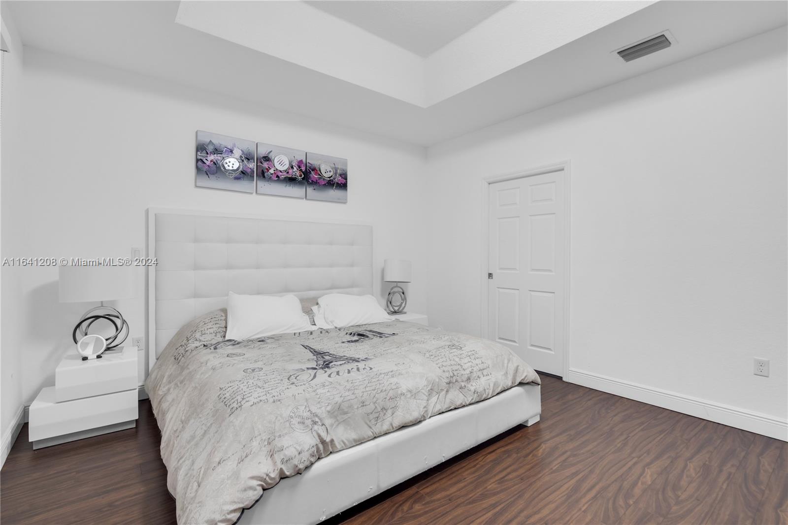 11250 NW 43rd Ter