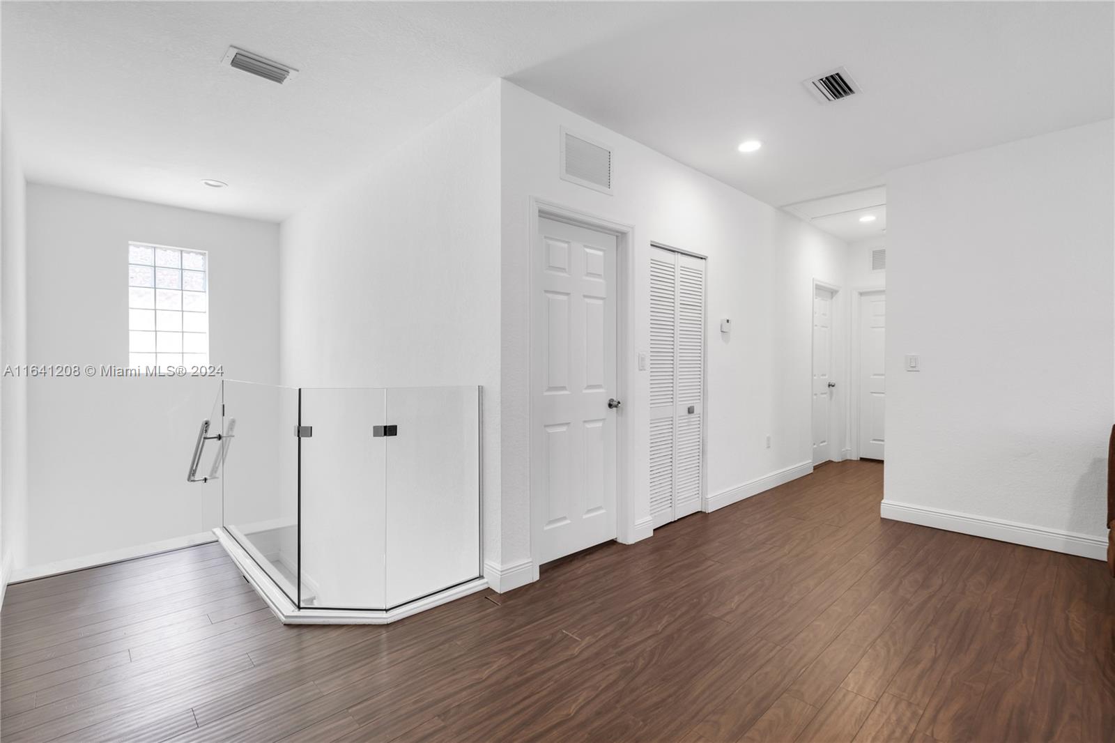 11250 NW 43rd Ter