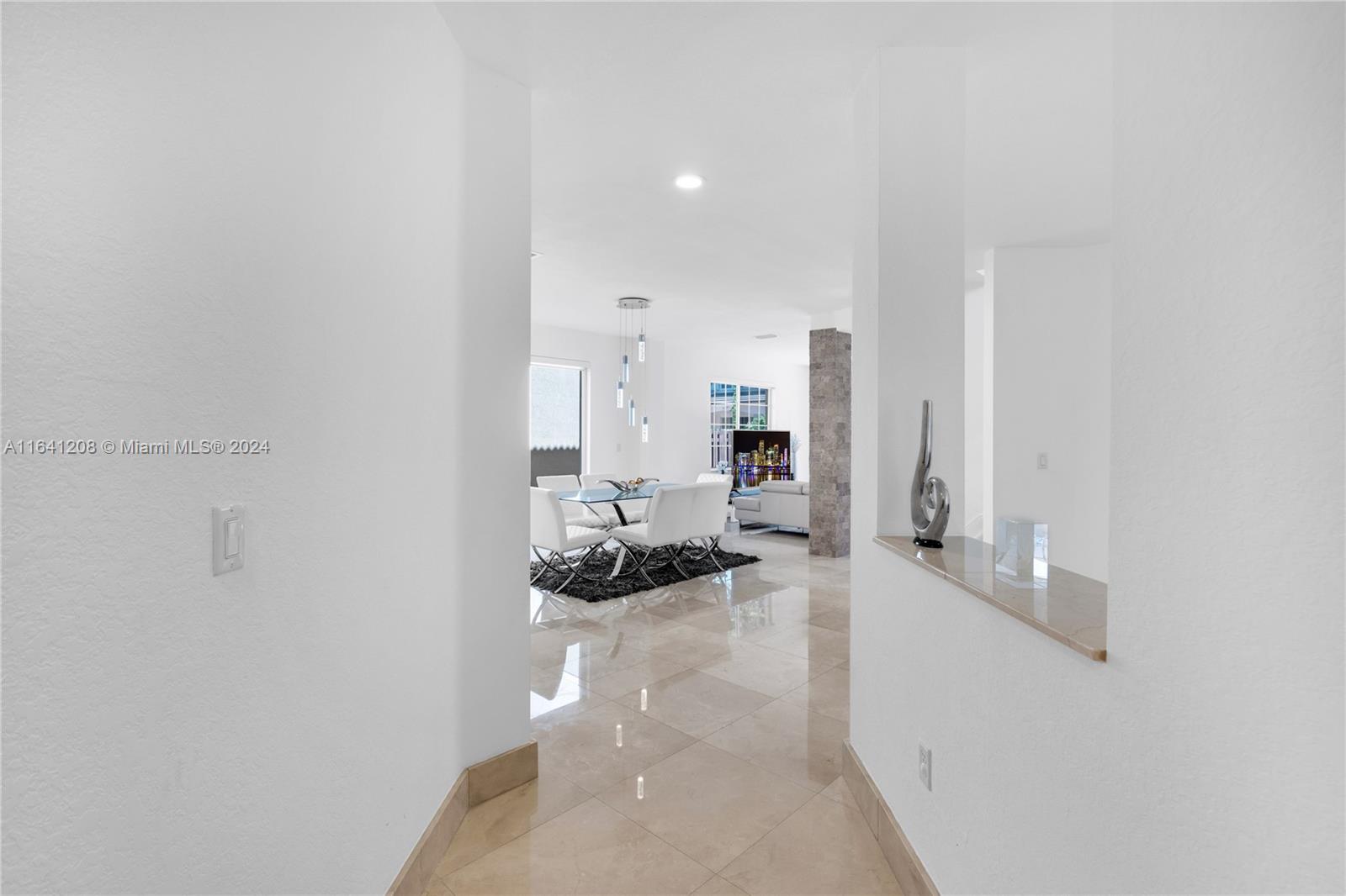 11250 NW 43rd Ter