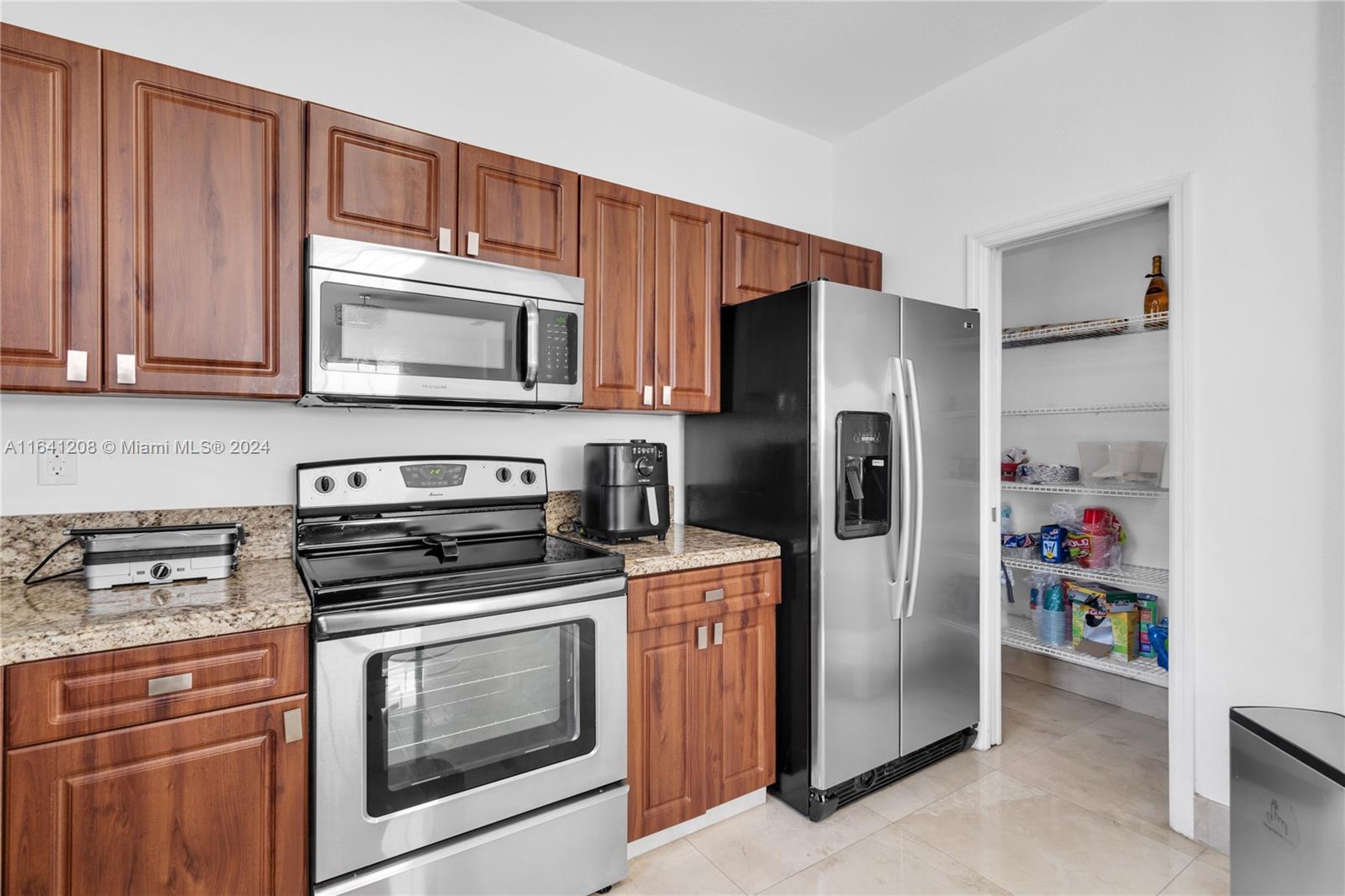 11250 NW 43rd Ter