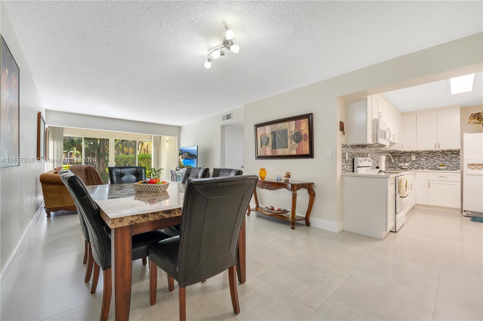 9260 Fontainebleau Blvd # 102