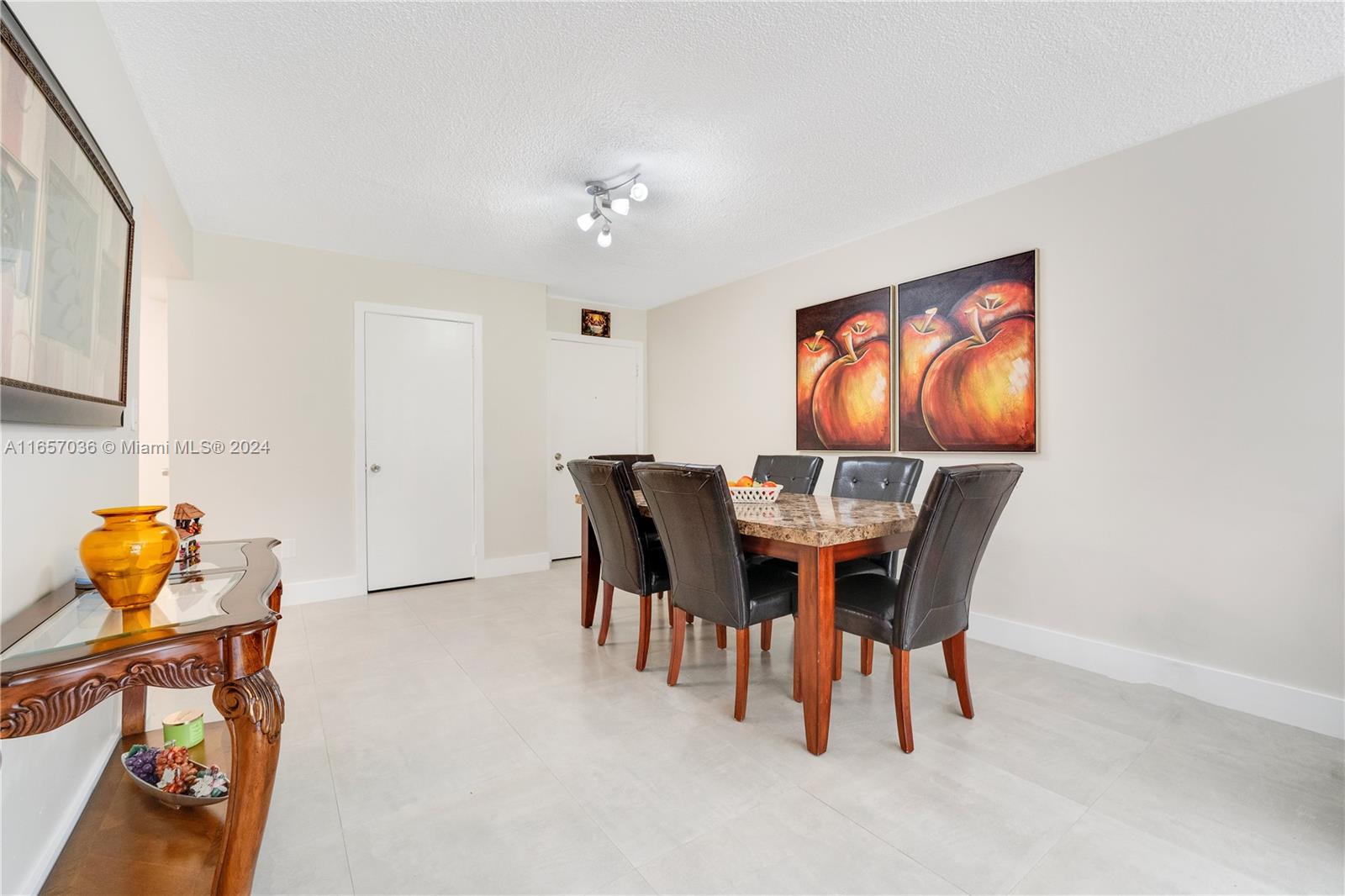 9260 Fontainebleau Blvd # 102