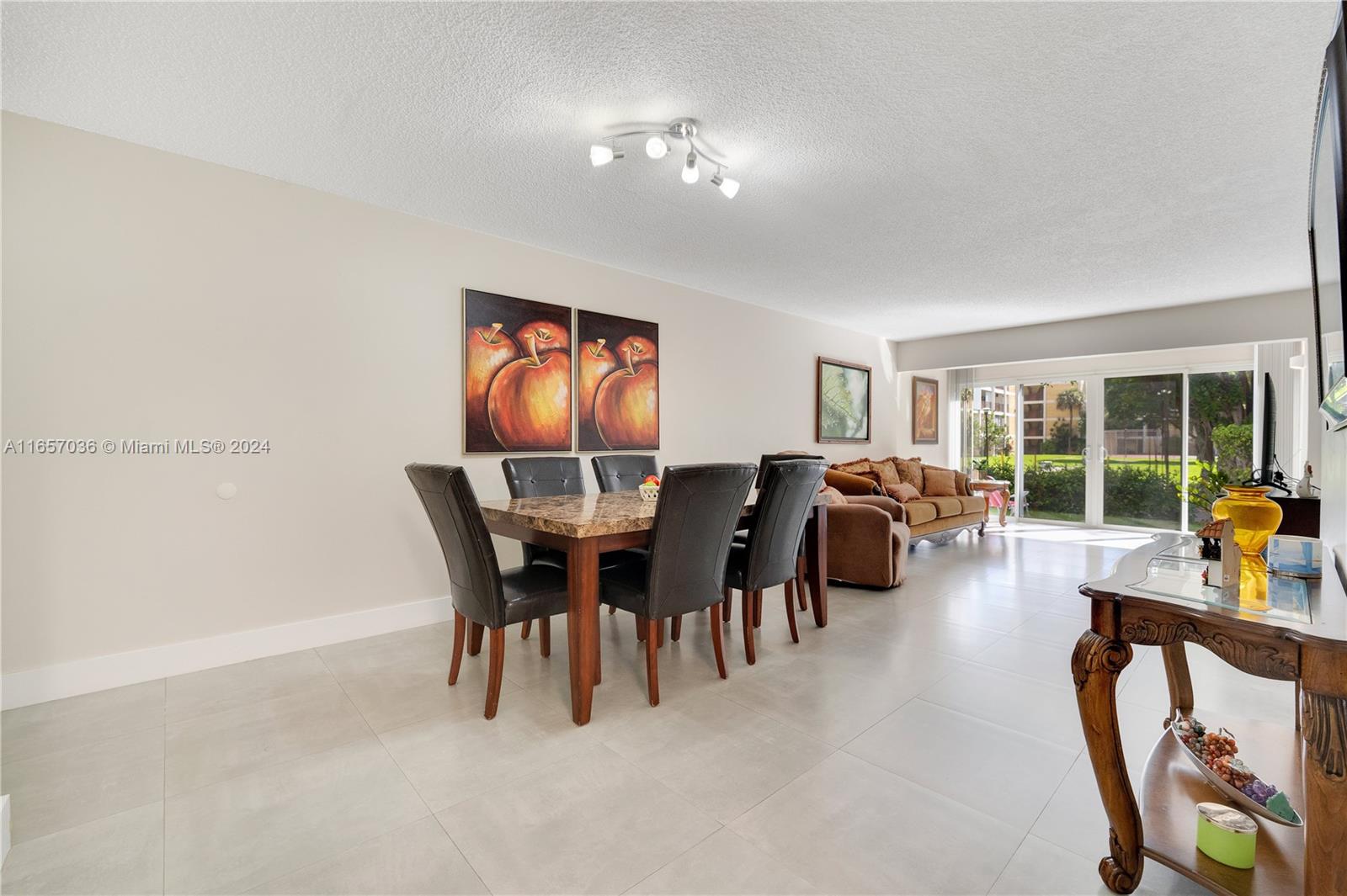 9260 Fontainebleau Blvd # 102