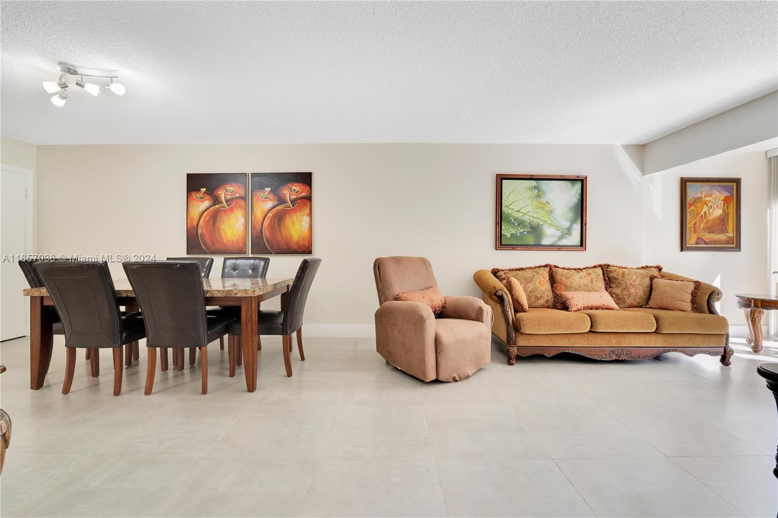9260 Fontainebleau Blvd # 102