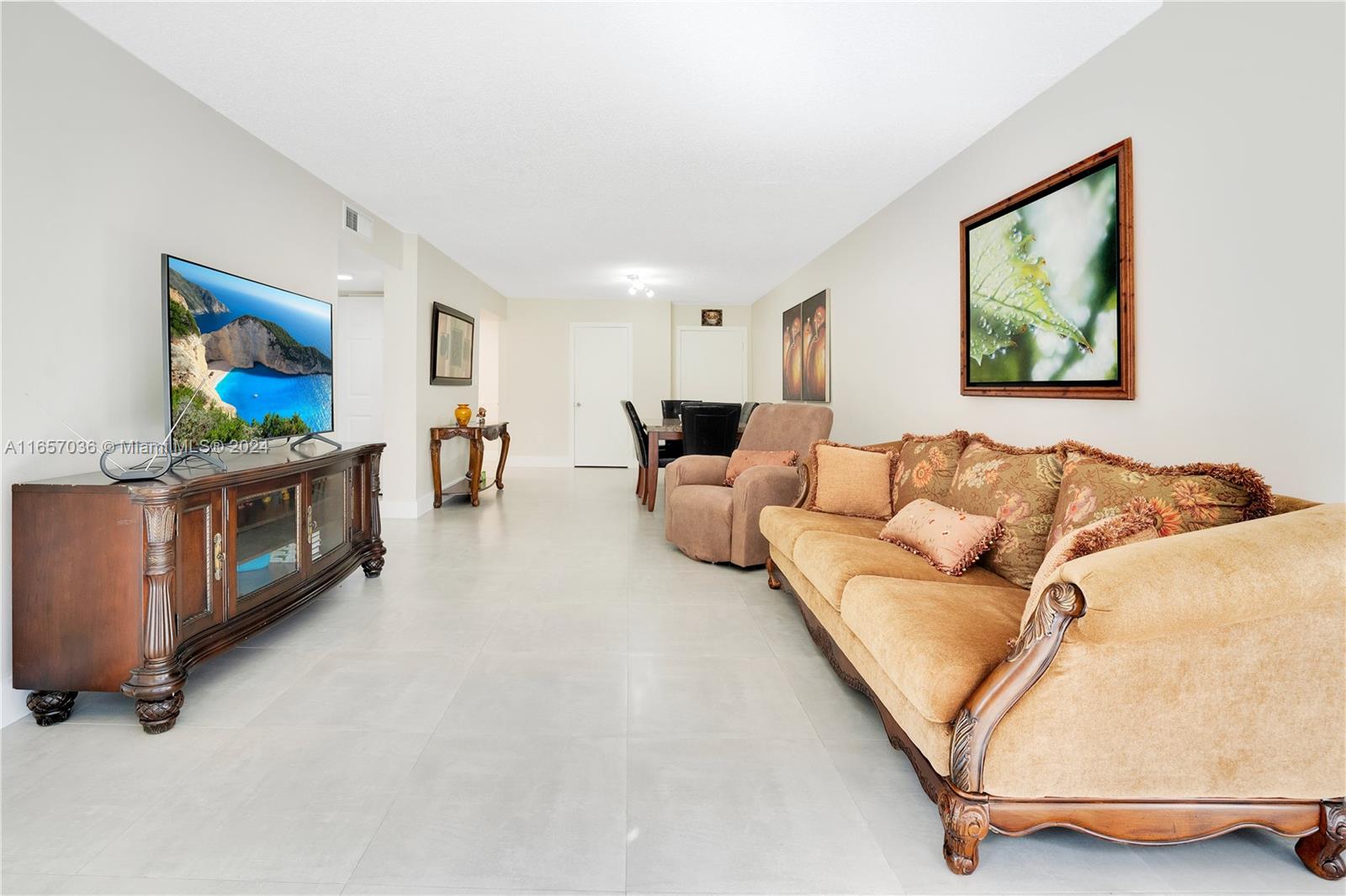 9260 Fontainebleau Blvd # 102