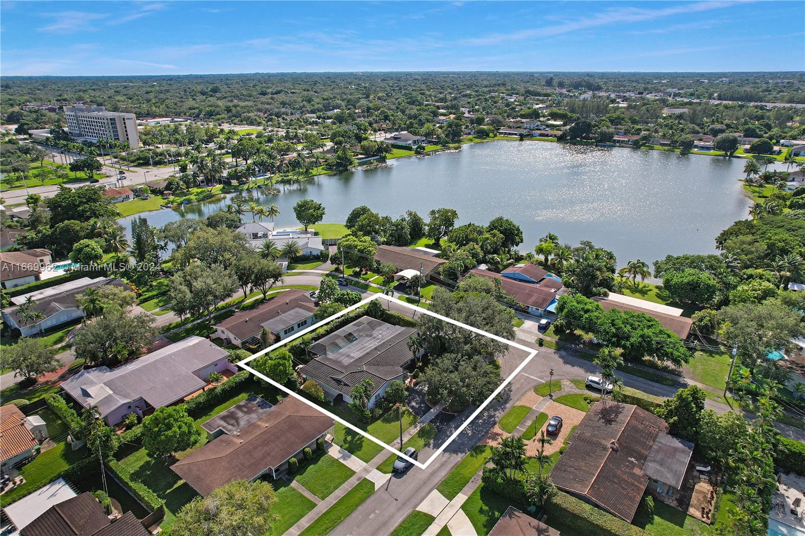 9140 SW 85th Ter