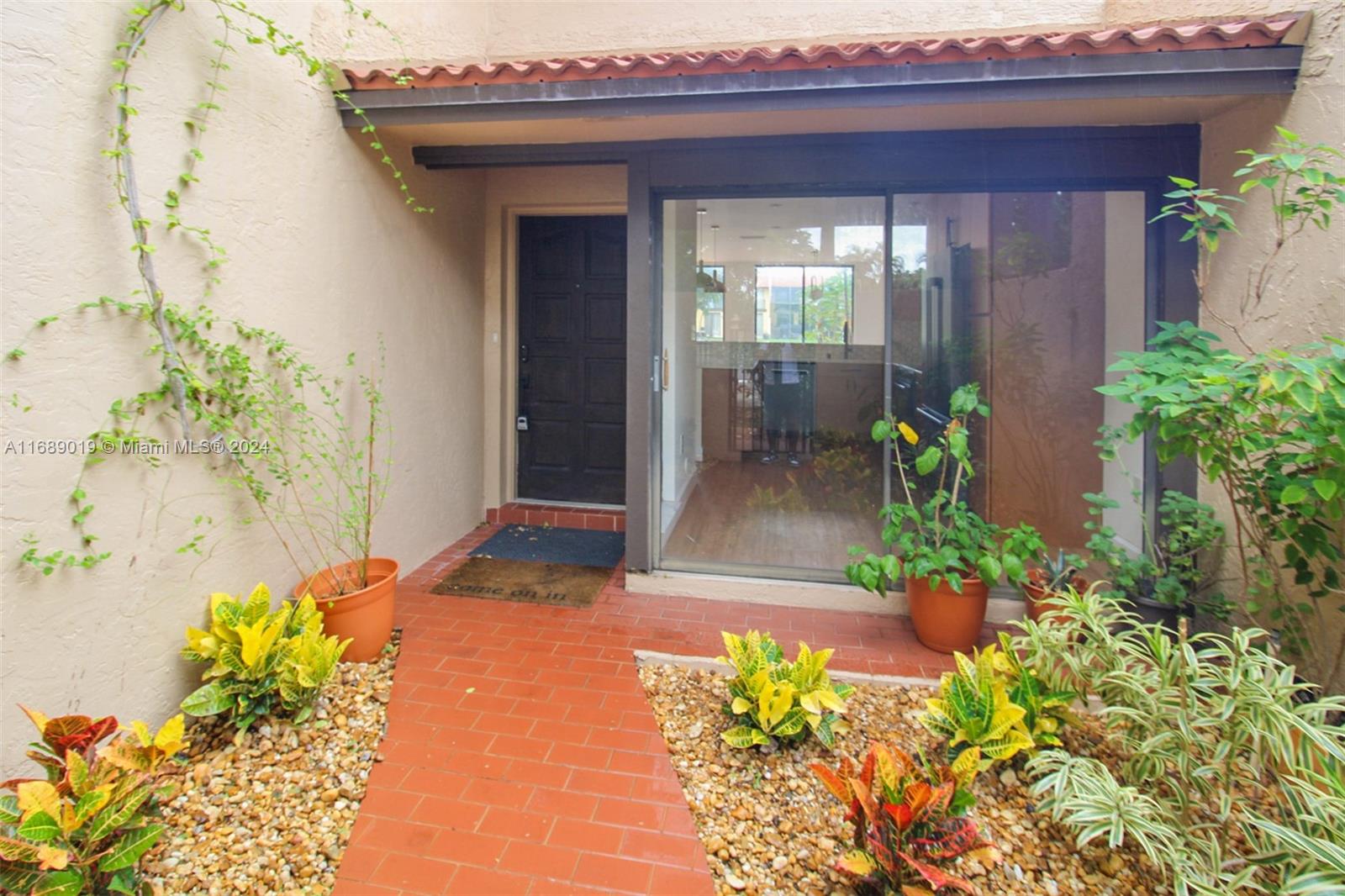 10141 Costa Del Sol Blvd # 58 Unit: F-58