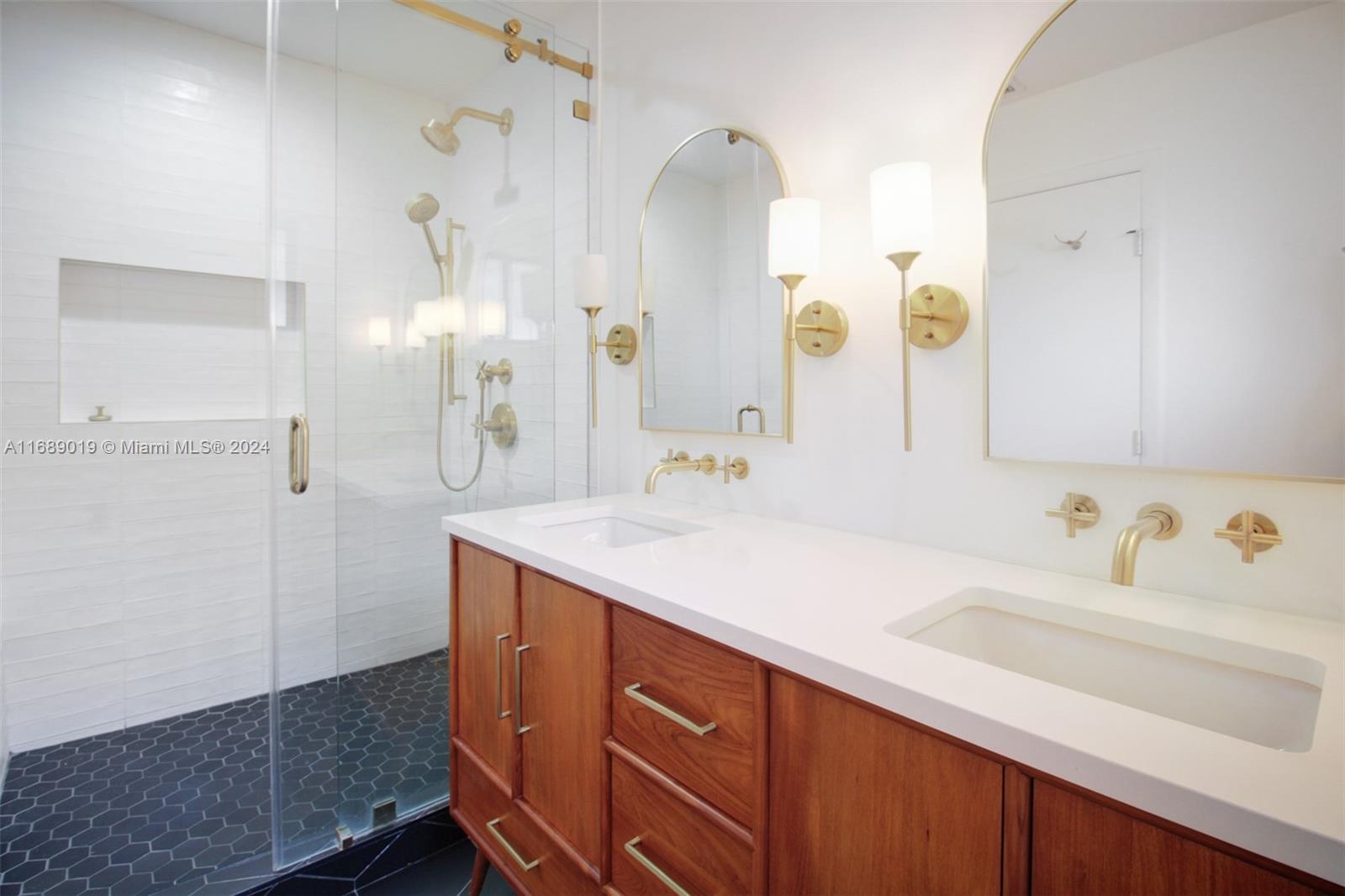 10141 Costa Del Sol Blvd # 58 Unit: F-58