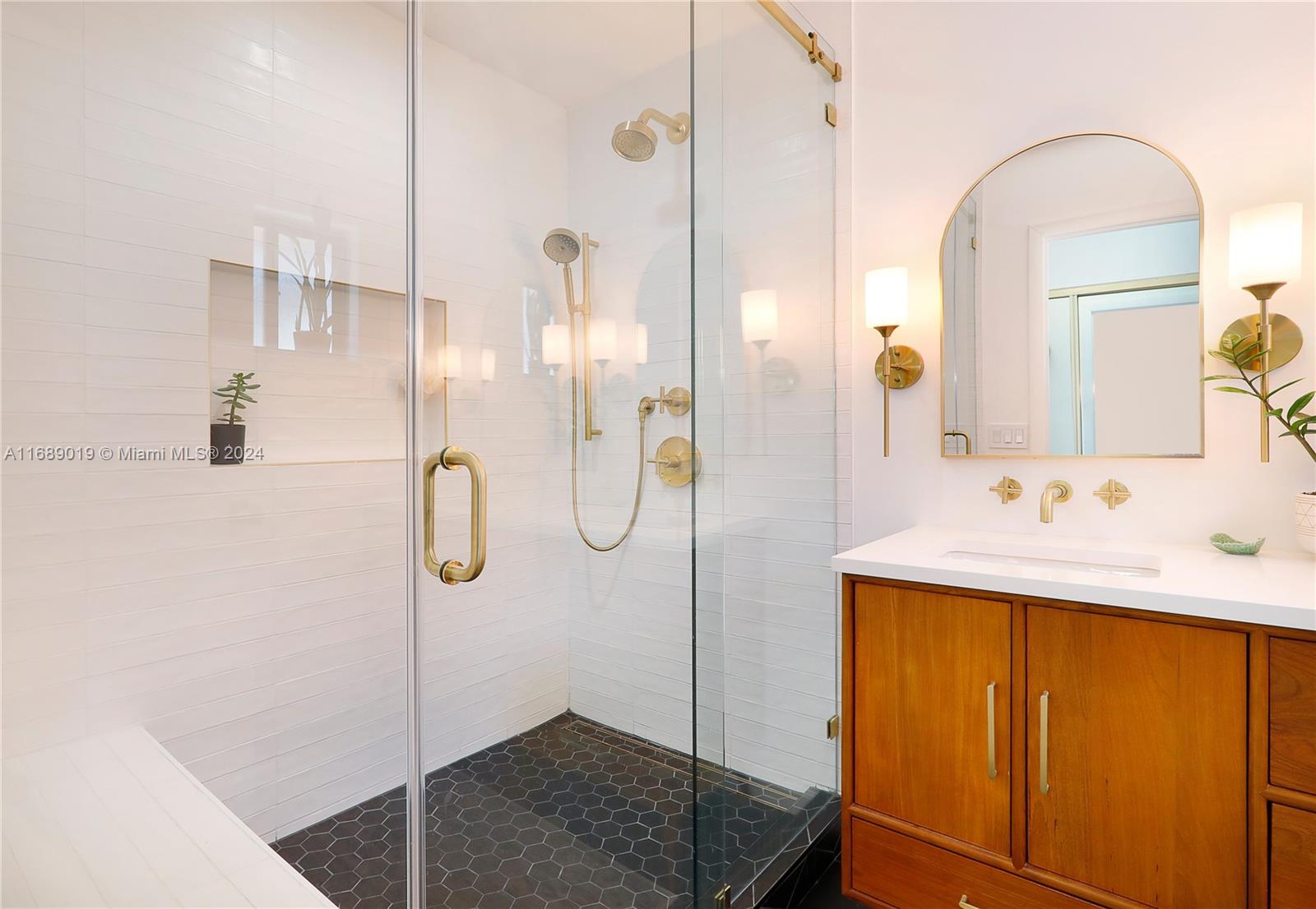 10141 Costa Del Sol Blvd # 58 Unit: F-58