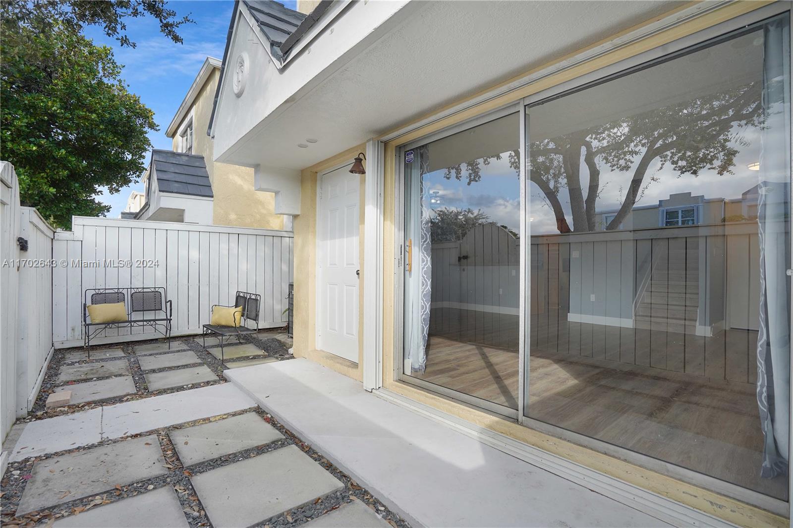 4520 SW 68th Ct Cir # 5 Unit: 27-5