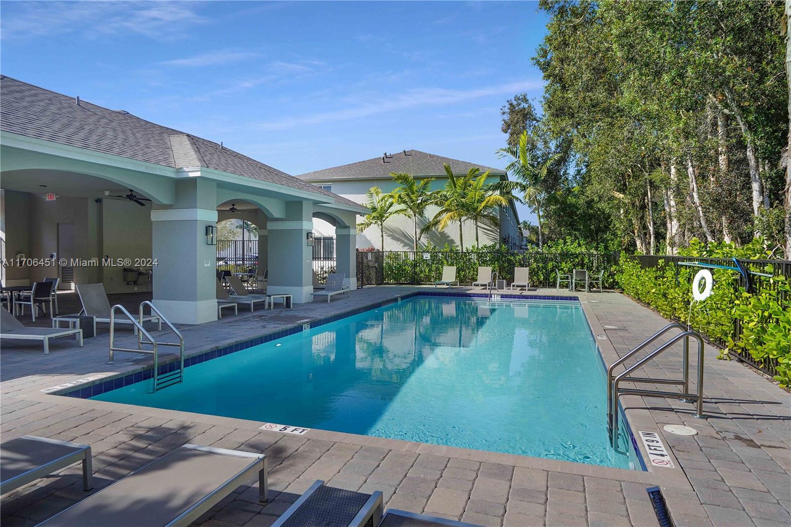 20884 NW 9th Path
