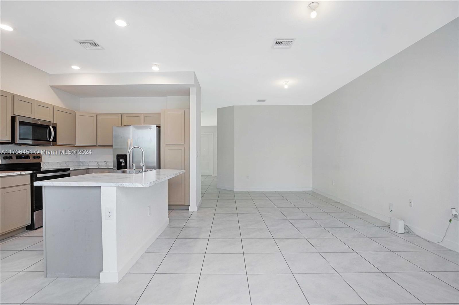 20884 NW 9th Path