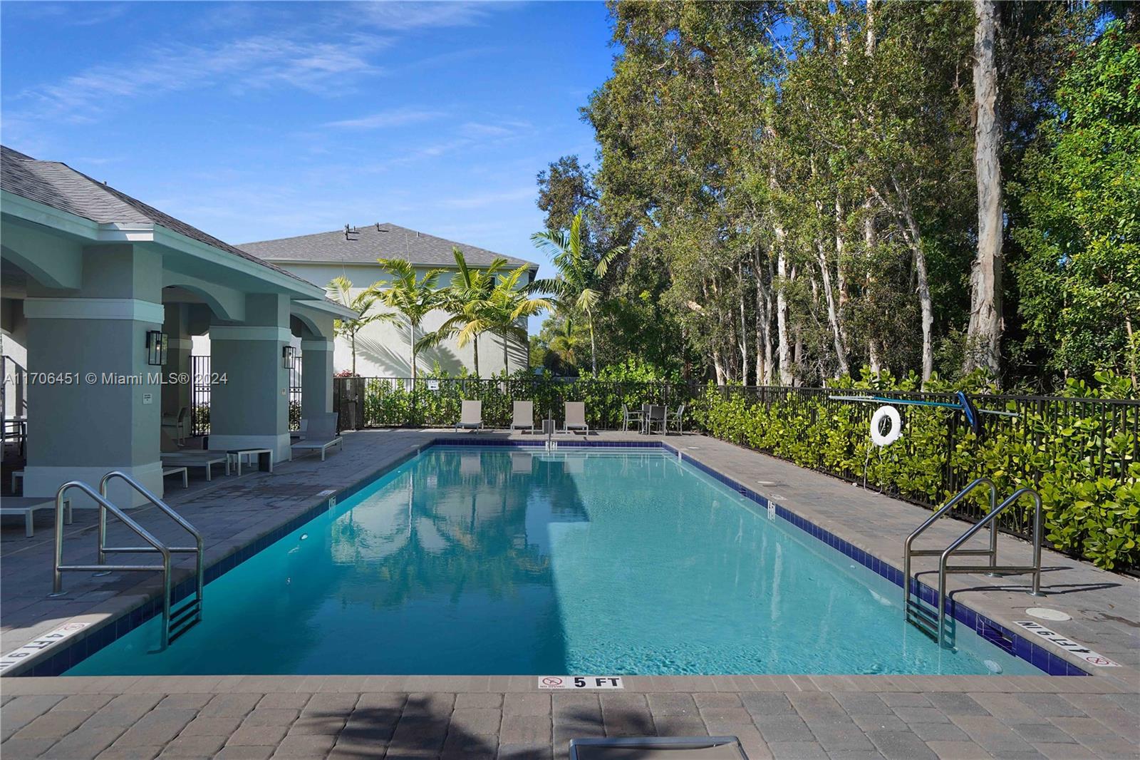 20884 NW 9th Path