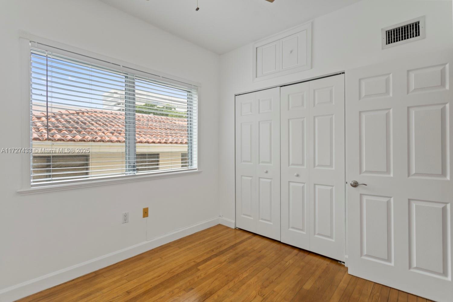 223 Calabria Ave # 9