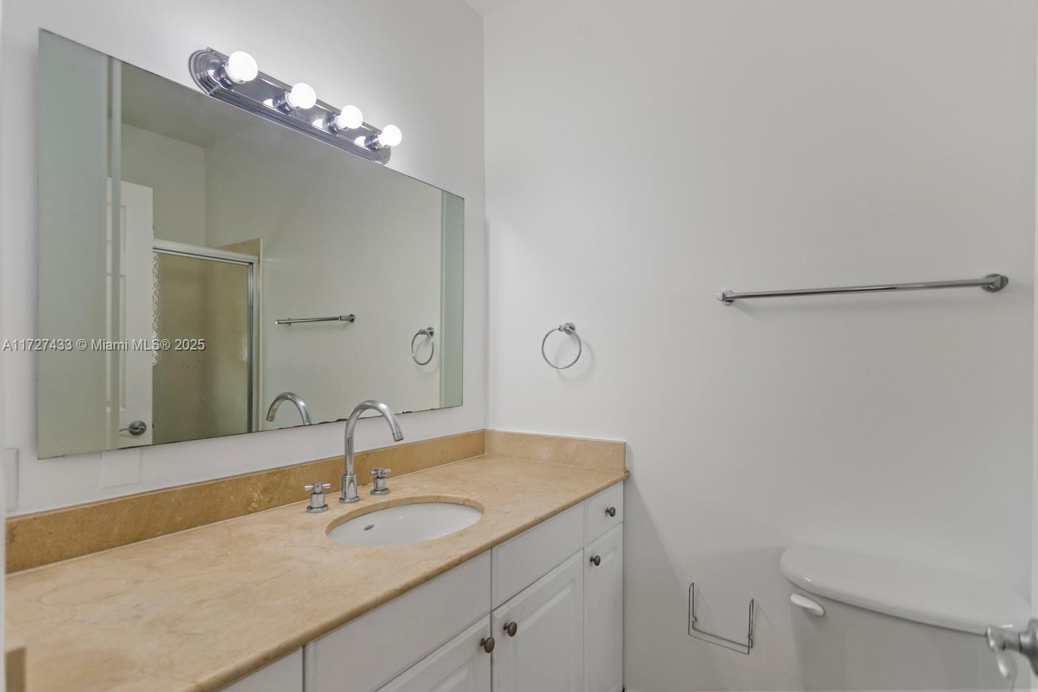 223 Calabria Ave # 9