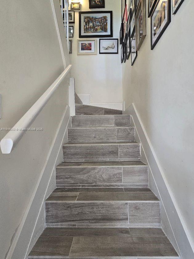 4560 SW 68th Ct Cir # 9 Unit: 61-9