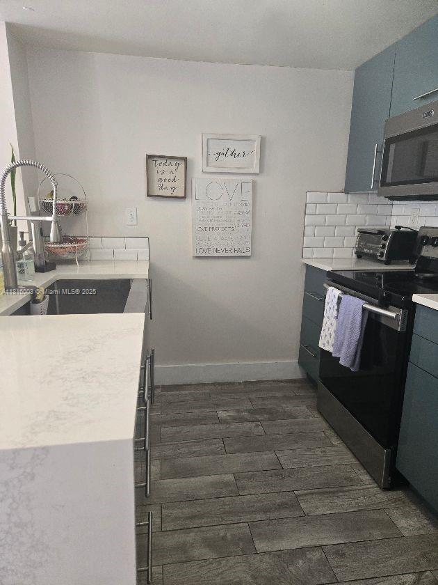 4560 SW 68th Ct Cir # 9 Unit: 61-9