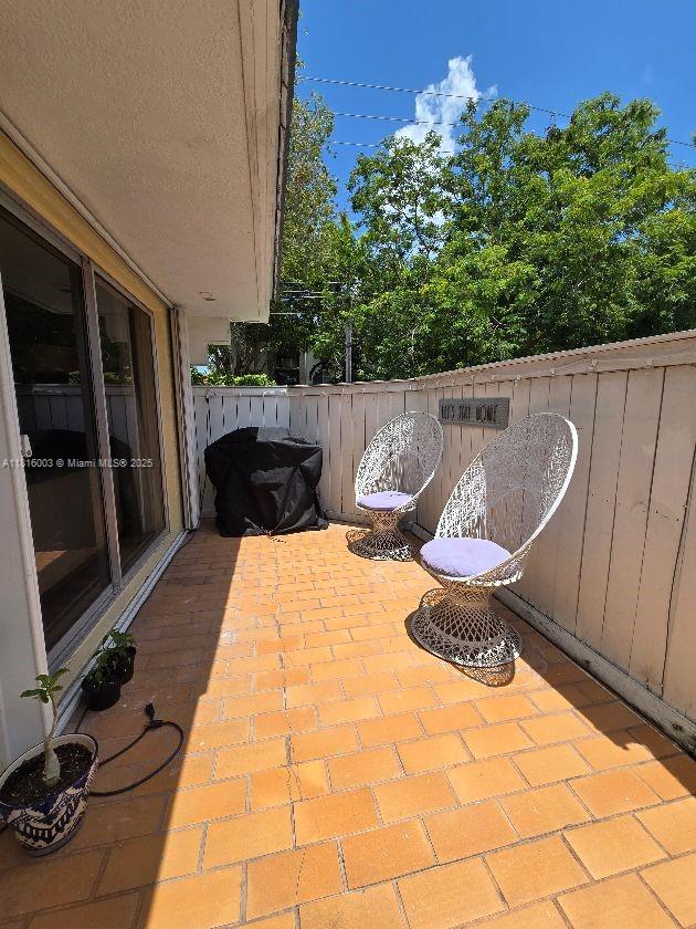 4560 SW 68th Ct Cir # 9 Unit: 61-9