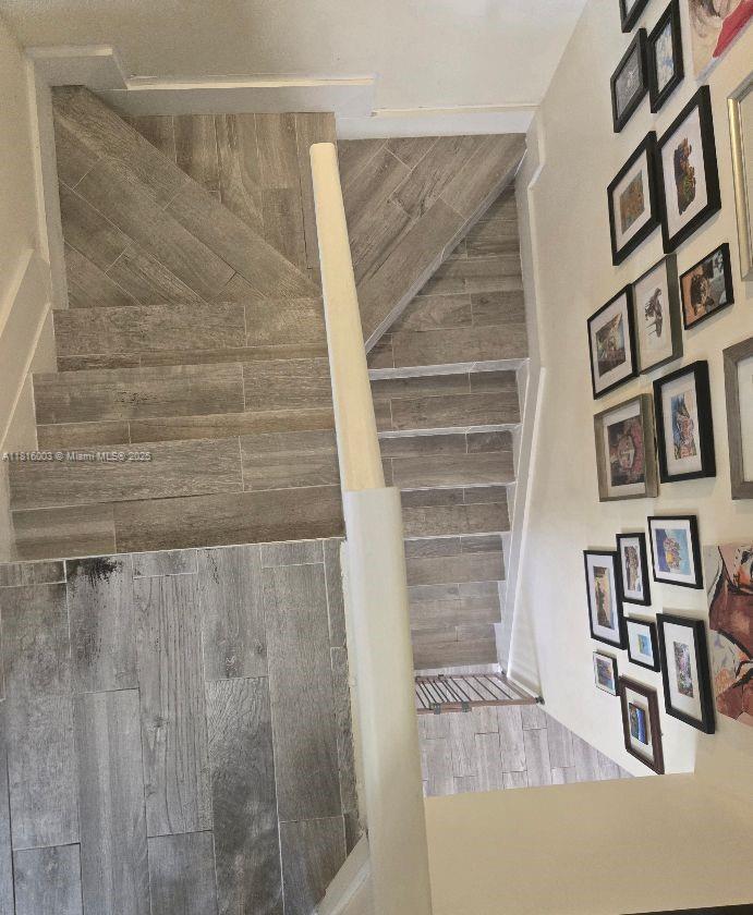 4560 SW 68th Ct Cir # 9 Unit: 61-9