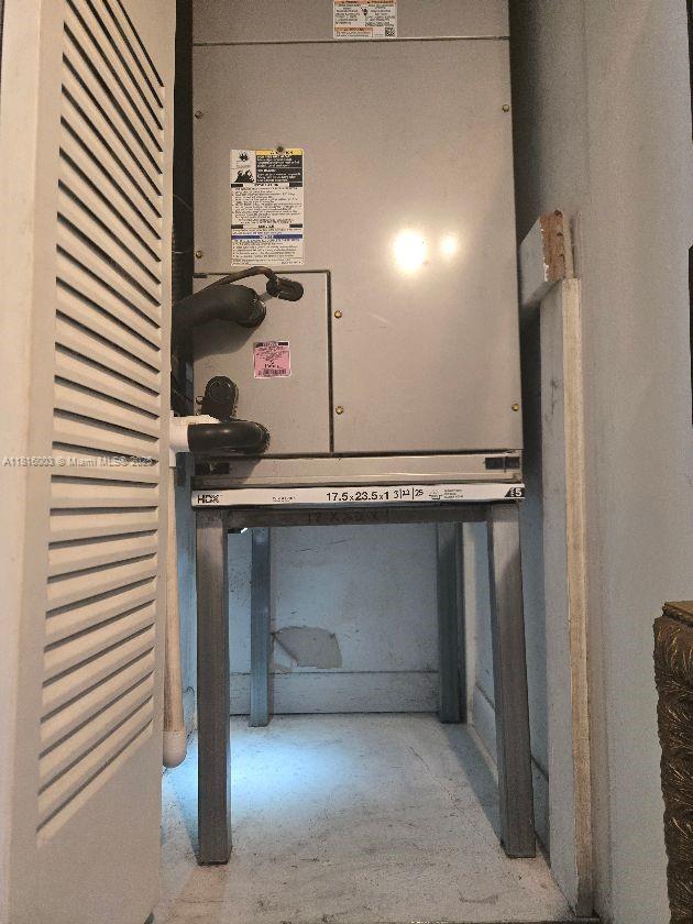 4560 SW 68th Ct Cir # 9 Unit: 61-9