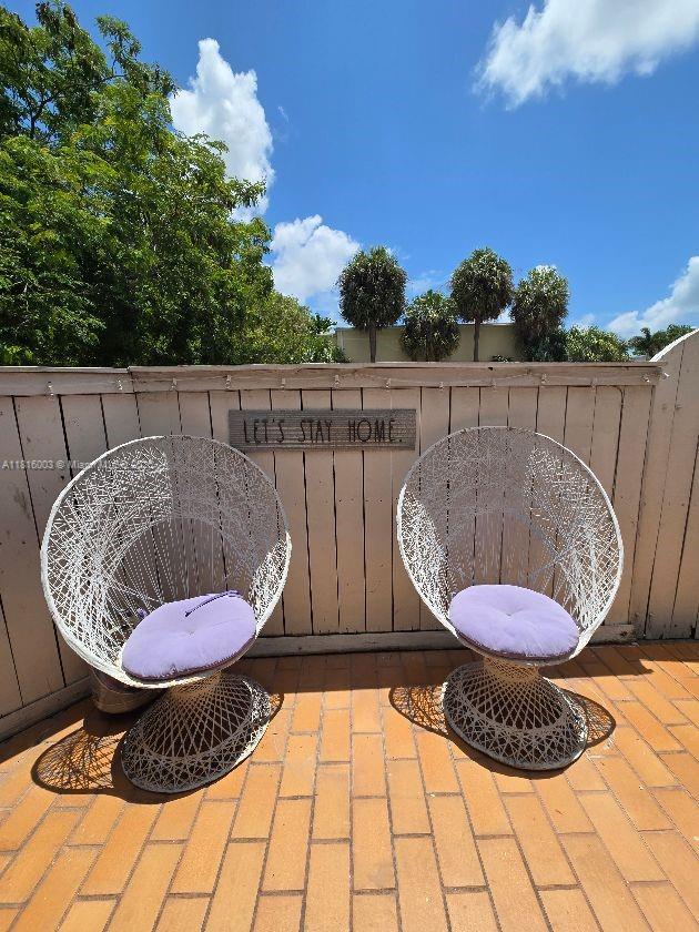 4560 SW 68th Ct Cir # 9 Unit: 61-9