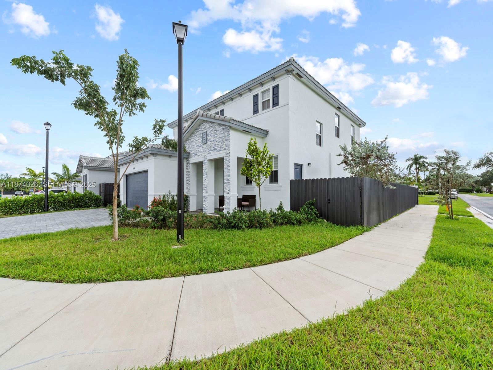 14888 SW 163rd Ter