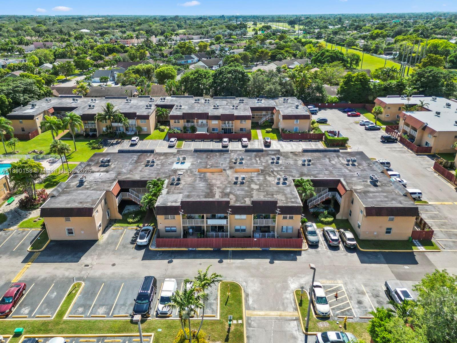 9970 SW 88th St # 9 Unit: 917-9