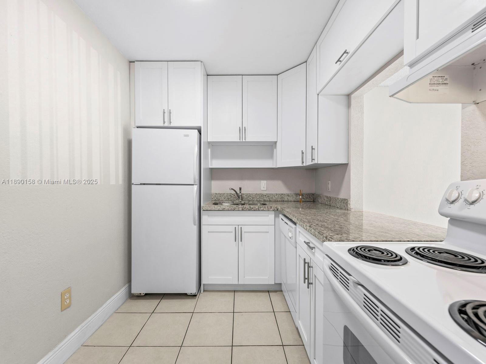 9970 SW 88th St # 9 Unit: 917-9