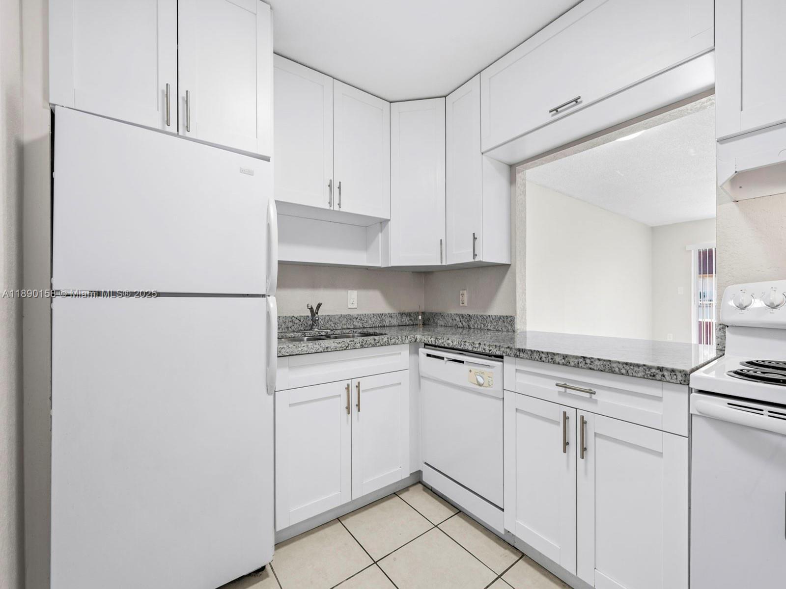 9970 SW 88th St # 9 Unit: 917-9